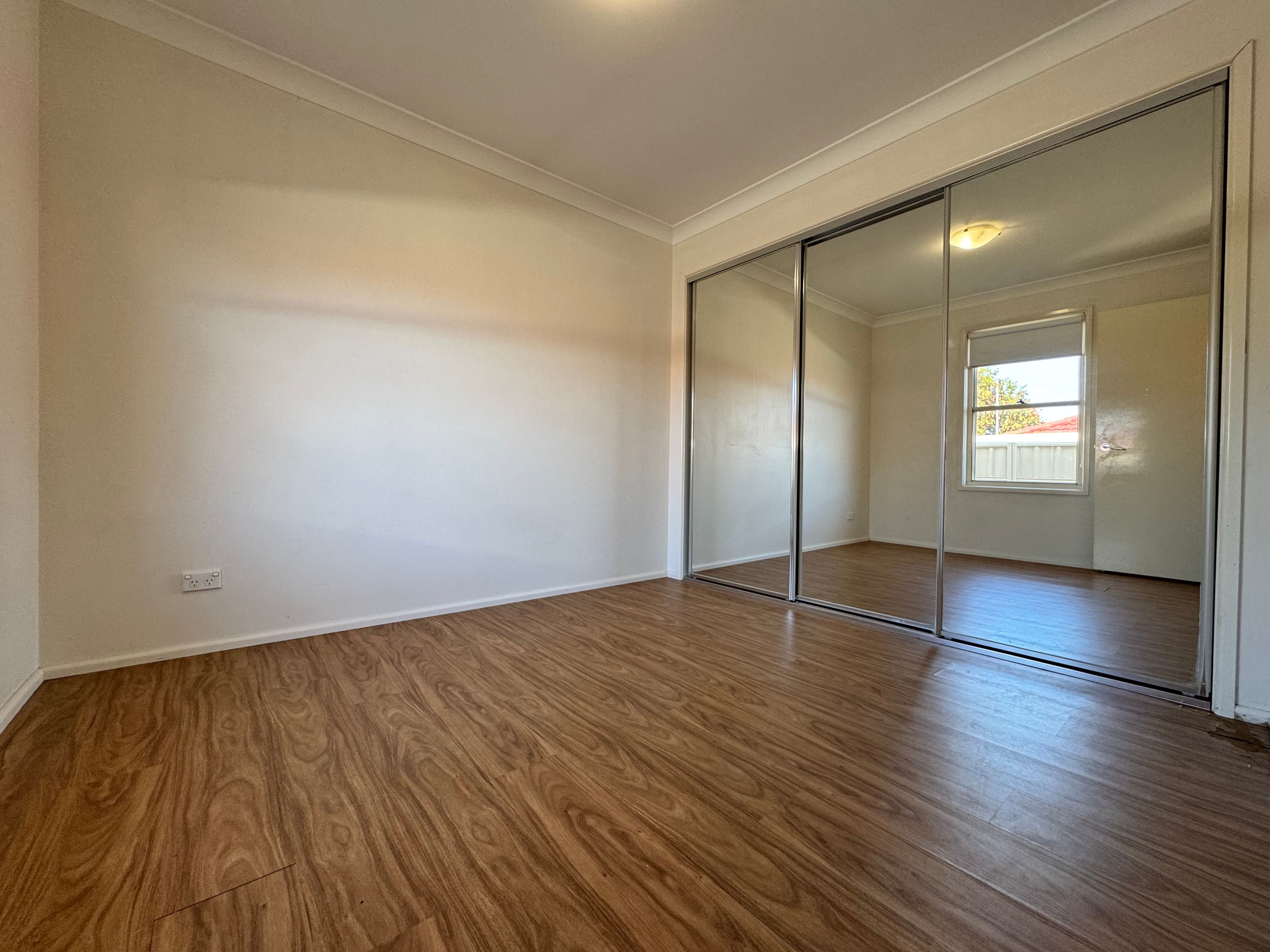 6a Oswald Crescent — photo 4 of 5
