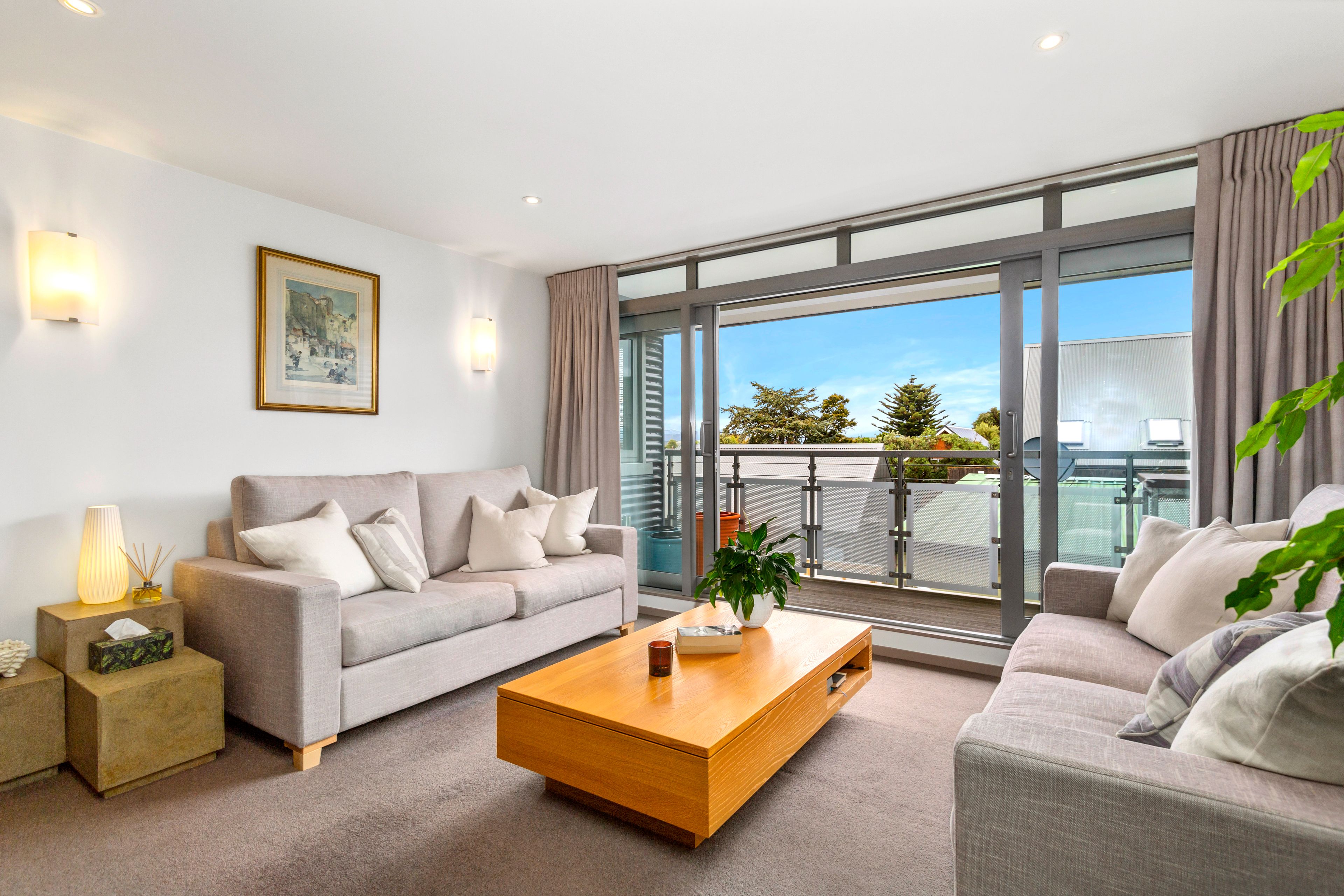 2/208 Jackson Street, Petone, Lower Hutt City