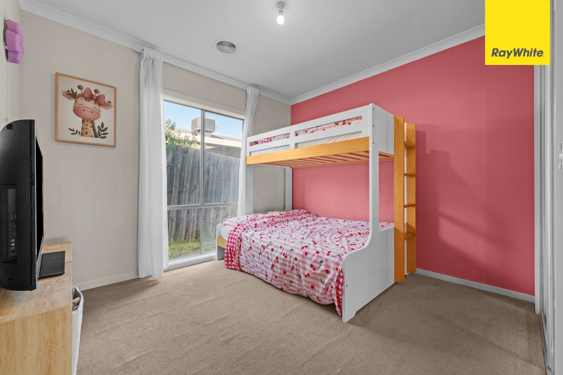 90 Dalray Crescent — photo 14 of 27