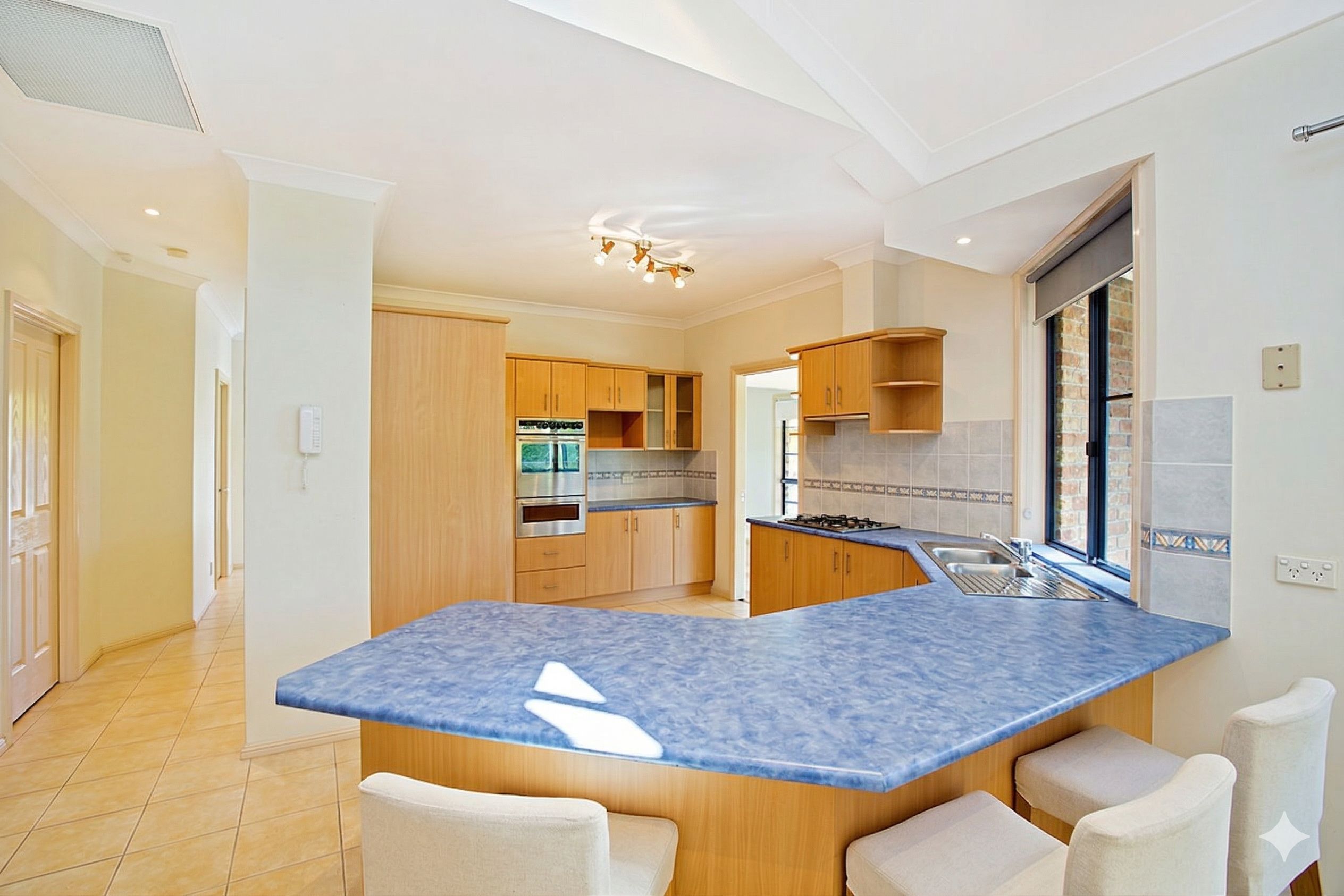 15 Brigadoon Avenue, Glenmore Park, NSW