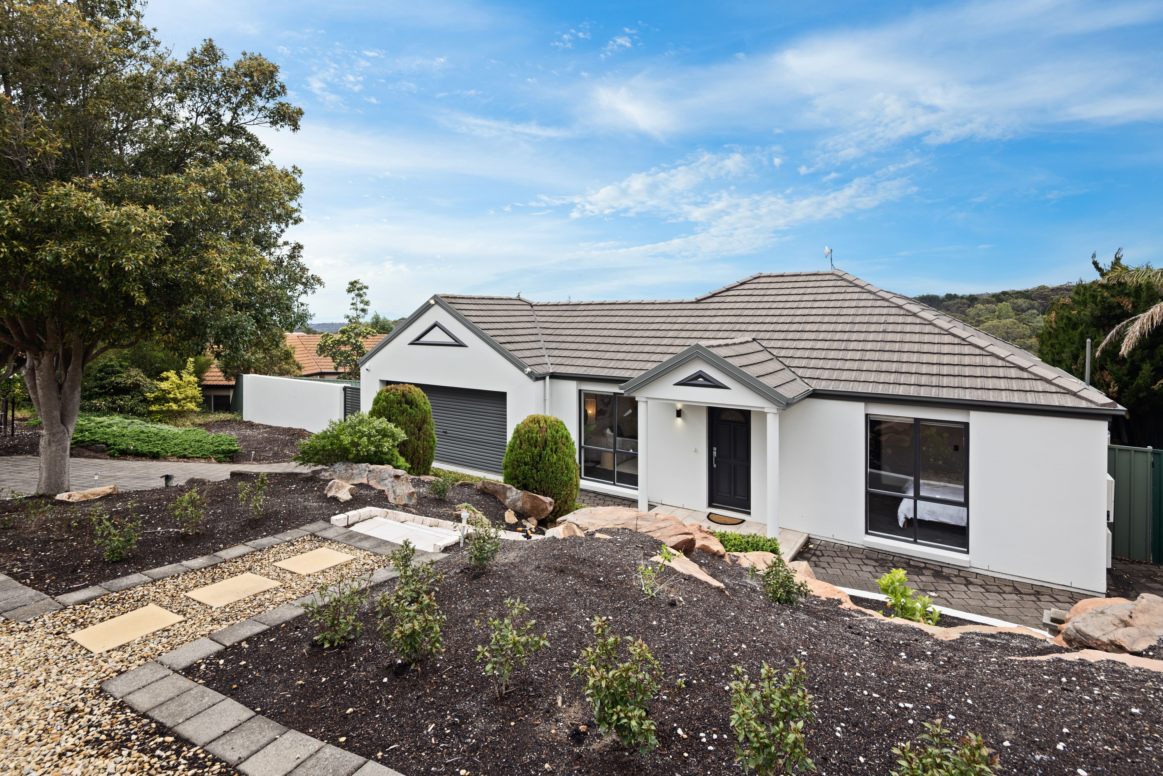 13 Gleneagles Road , Aberfoyle Park SA 5159