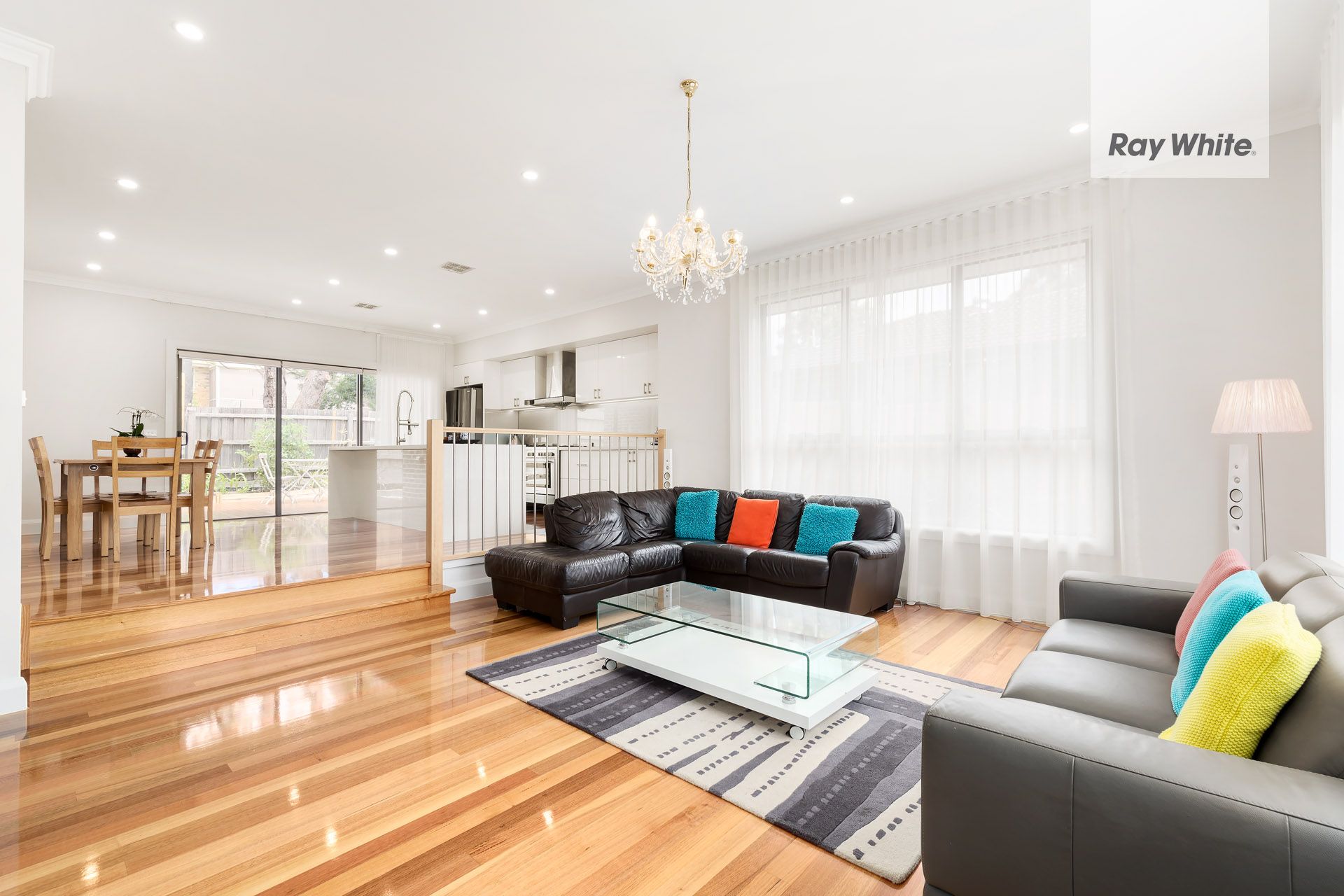 2/29 Montpellier Road, Burwood, VIC 3125