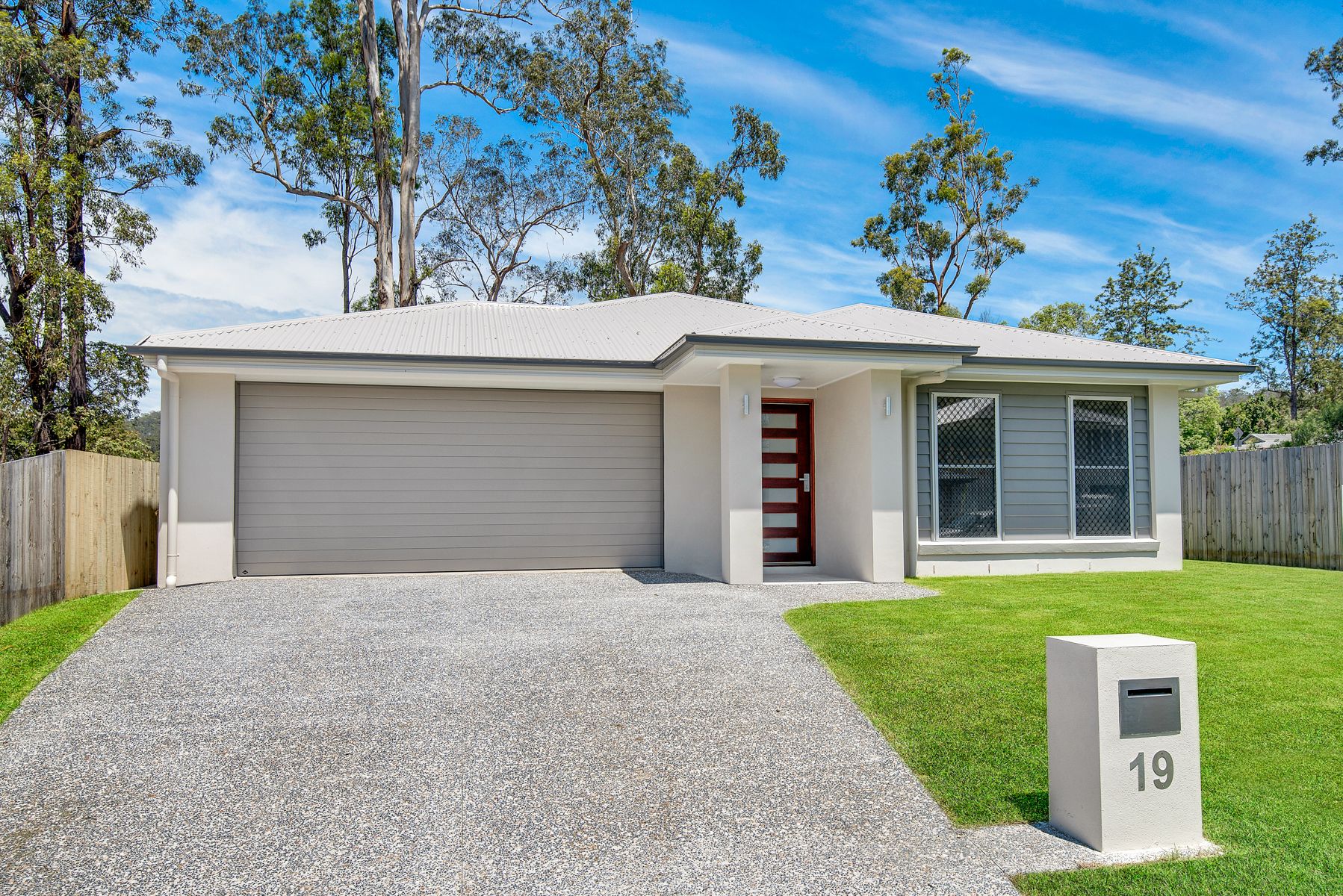 19 Cassimaty Street, Ferny Grove QLD 4055
