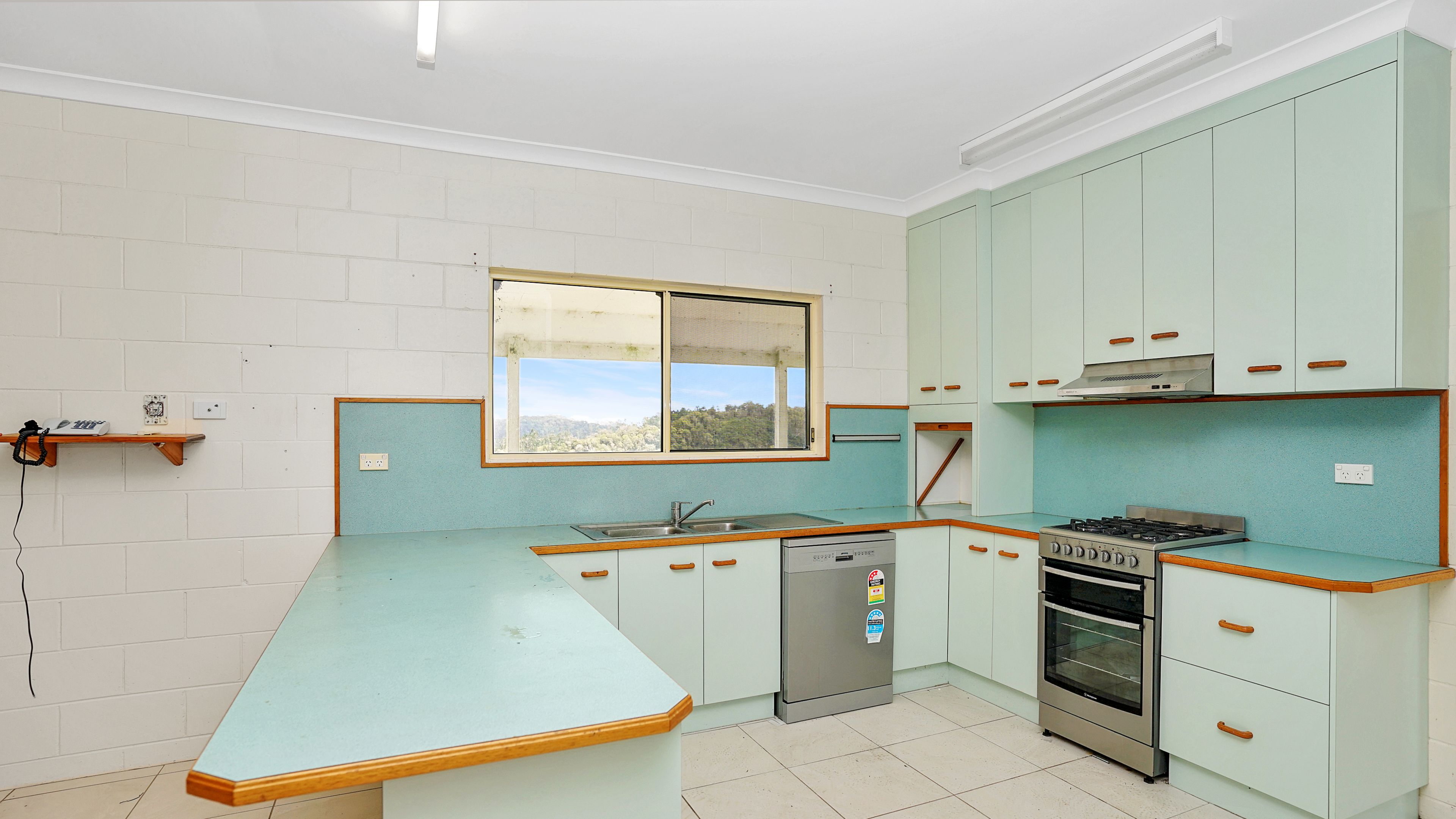 110 Blacks Road — photo 15 of 29