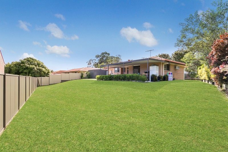 11 Lovell Court, Sinnamon Park, QLD 4073