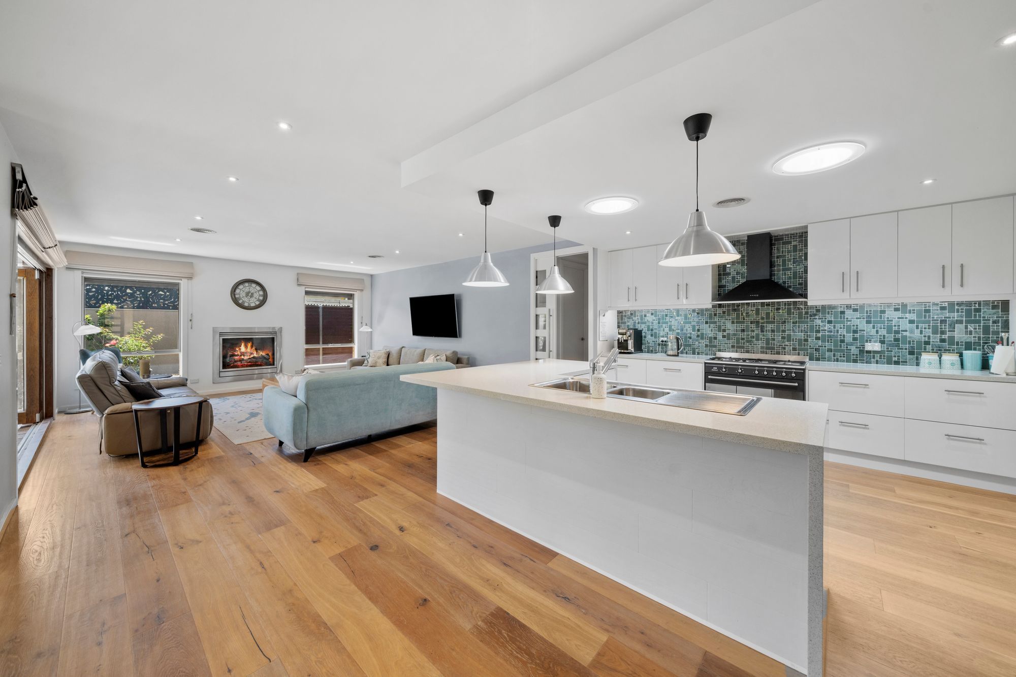 6 Magnifica Close, Berwick, VIC 3806