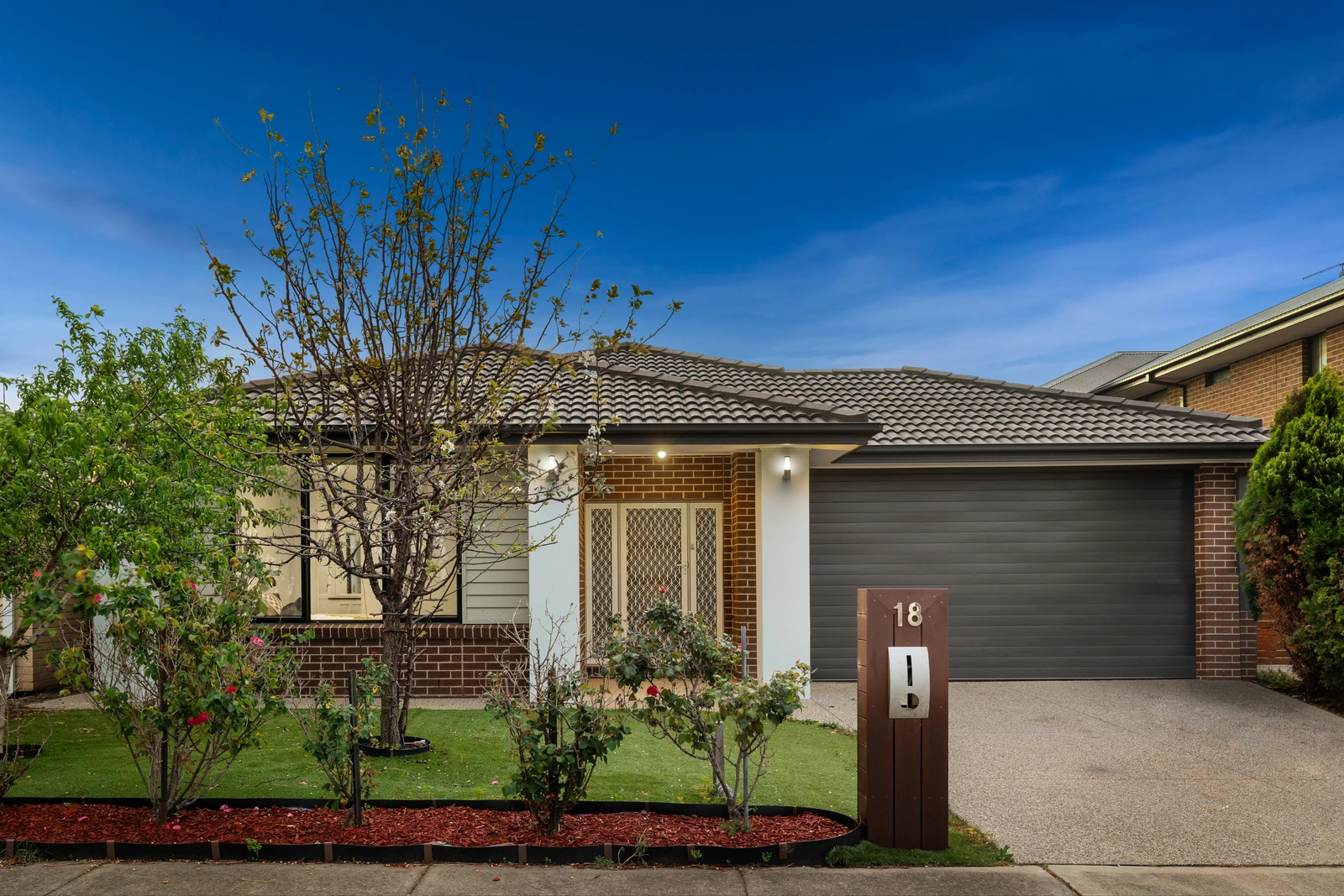 18 Florentino Parade, Point Cook, VIC 3030