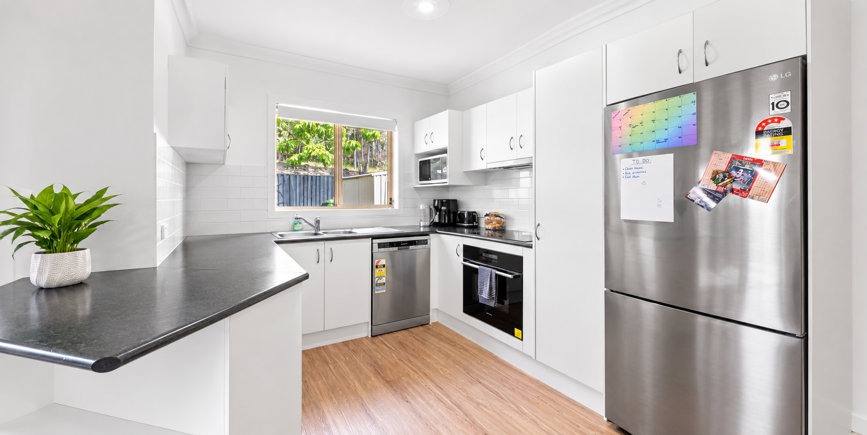 1/16 Pilar Court, Molendinar, QLD 4214