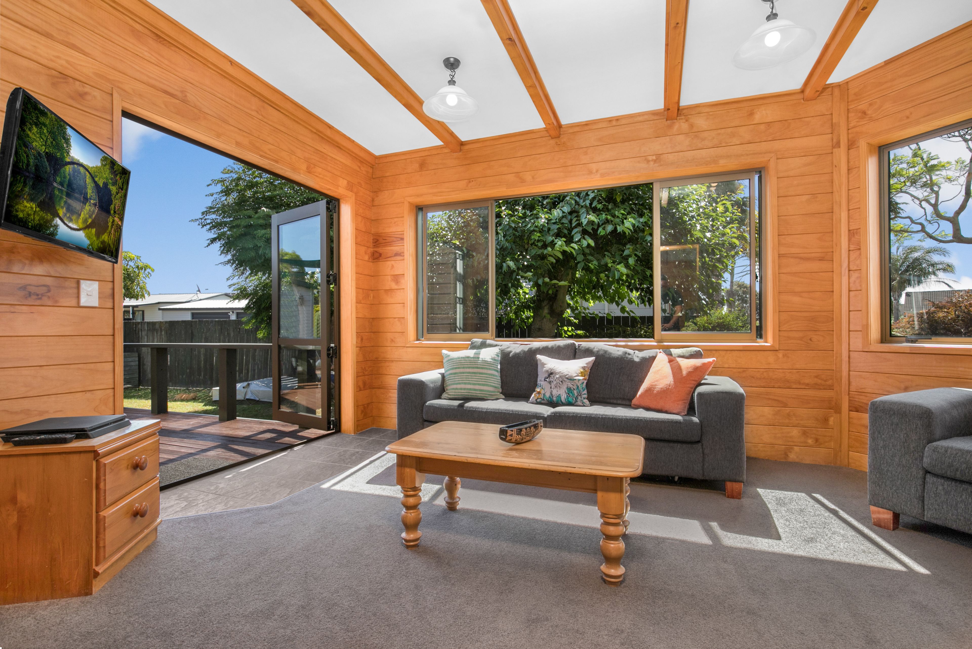 4 Hadley Wood Drive, Wattle Downs, Manukau City