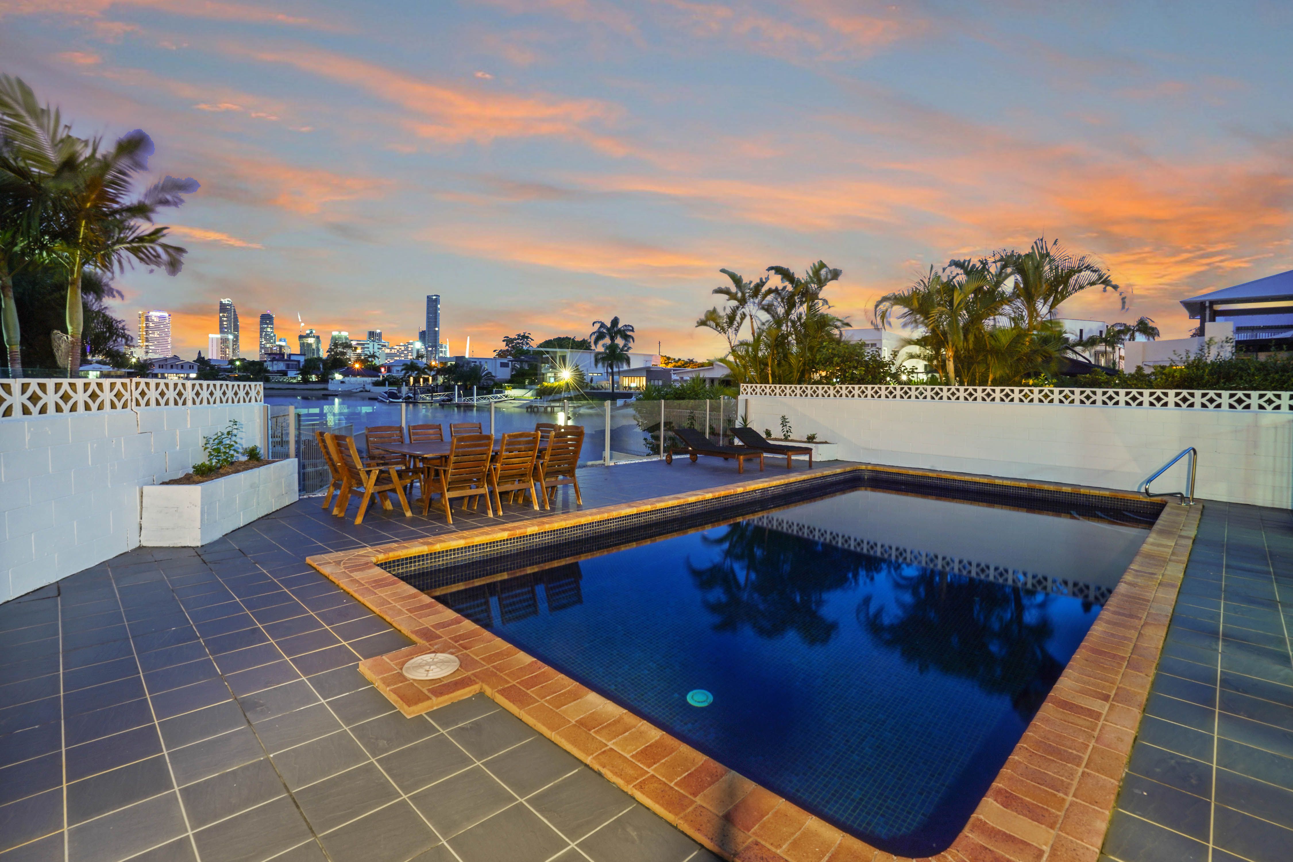 82 Rio Vista Boulevard, Broadbeach Waters, QLD 4218
