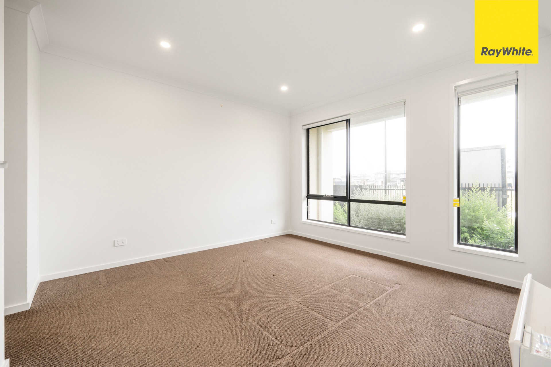 12 Antrim Walk, Strathtulloh, VIC 3338