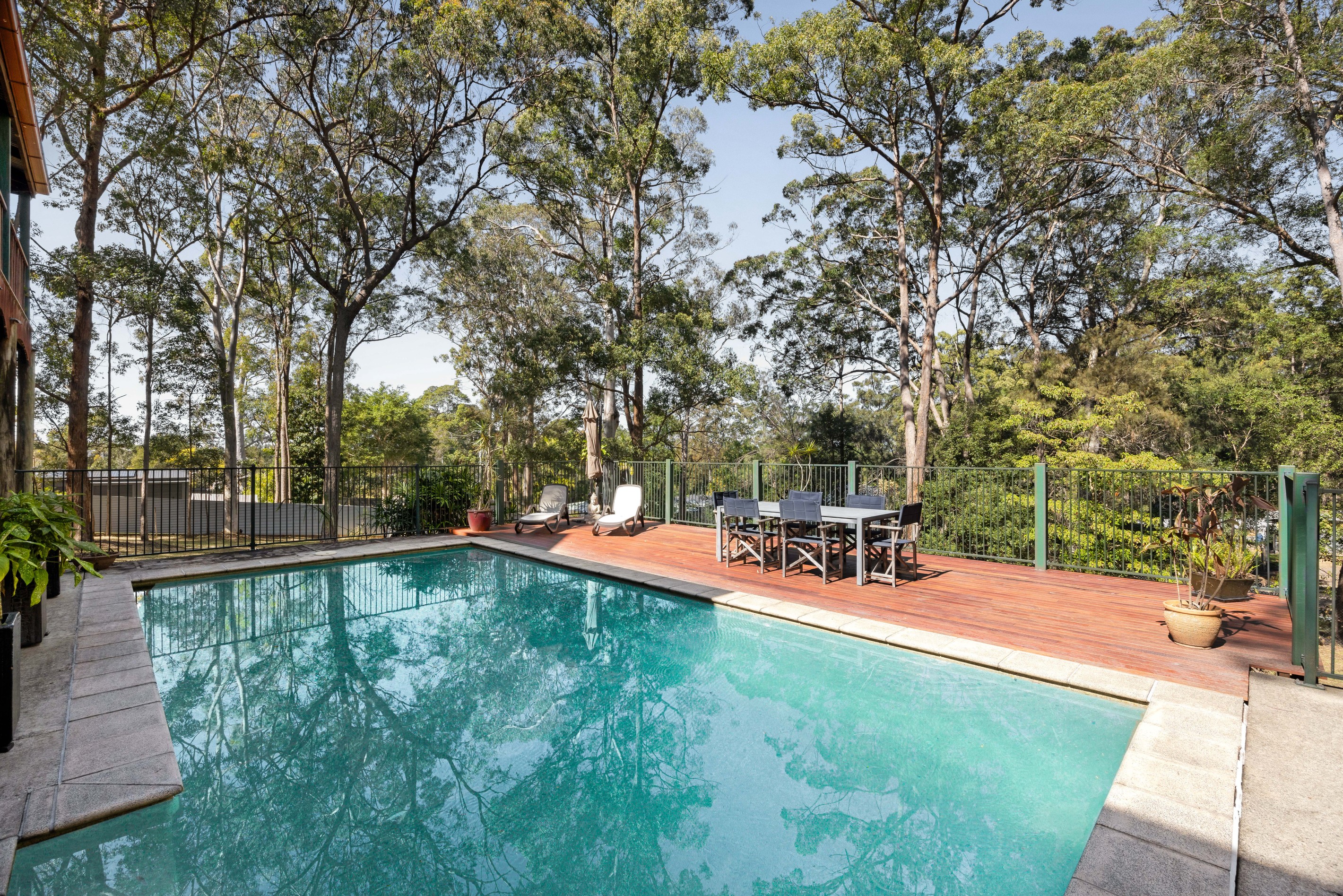 8-12 Waterloo Court, Tanawha, QLD 4556