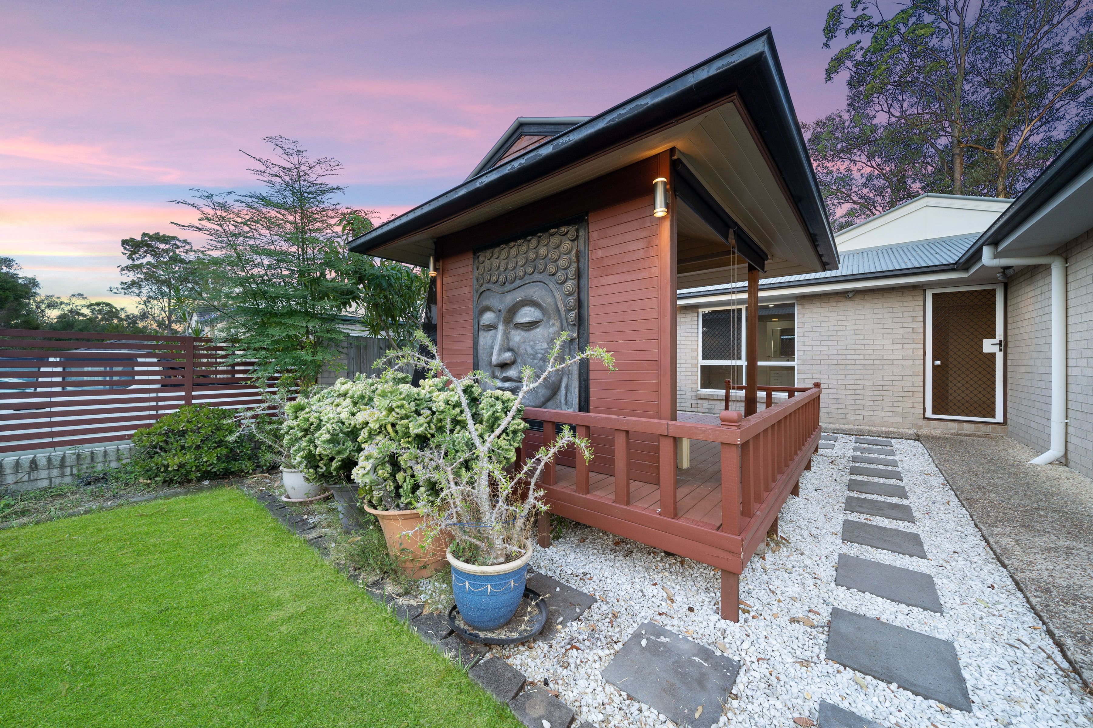17 Lorikeet Way, Crestmead, QLD 4132