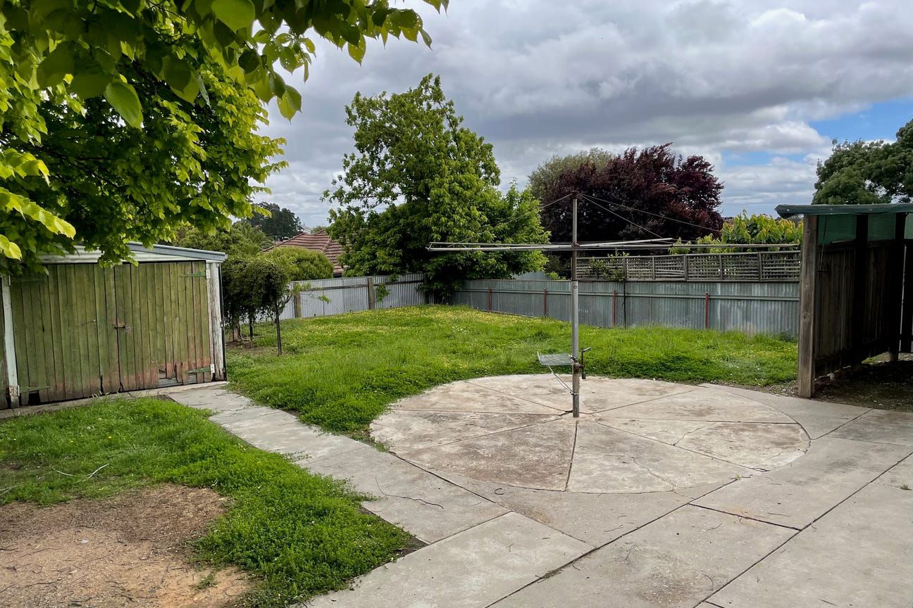 12 Weatherall Street, California Gully, VIC 3556