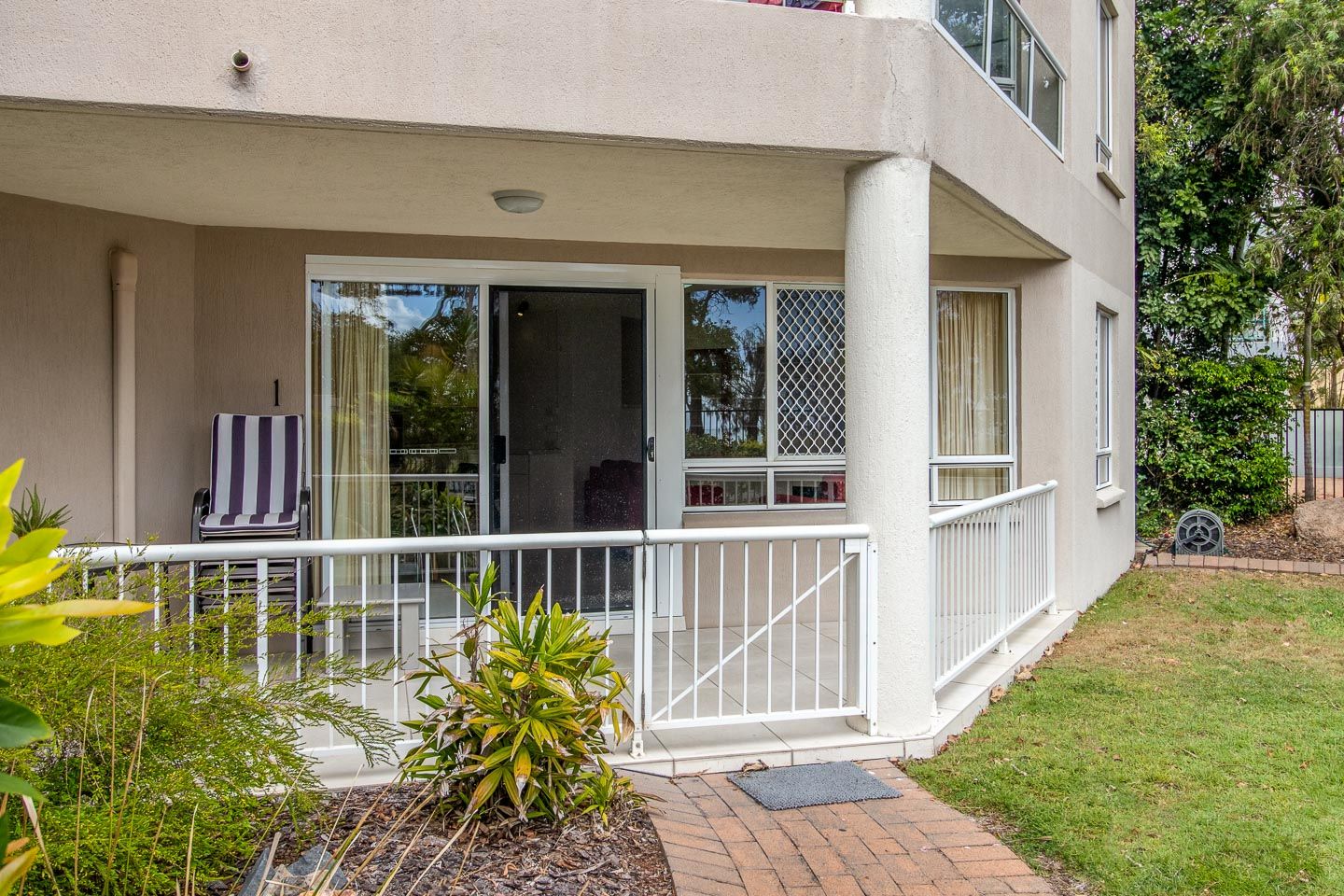 1/325 Esplanade, Scarness, QLD 4655