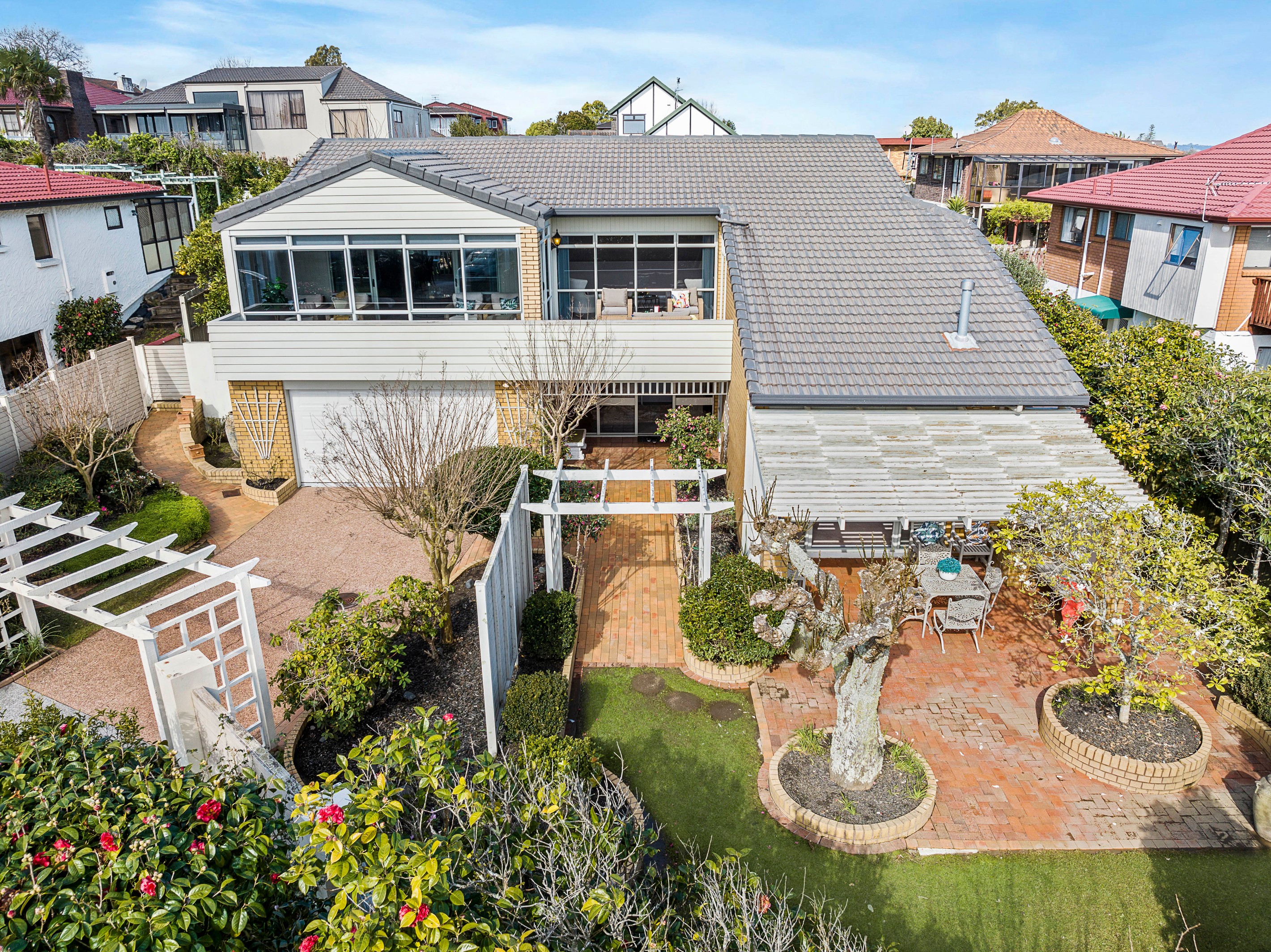 14 Essington Place, Half Moon Bay, Manukau City
