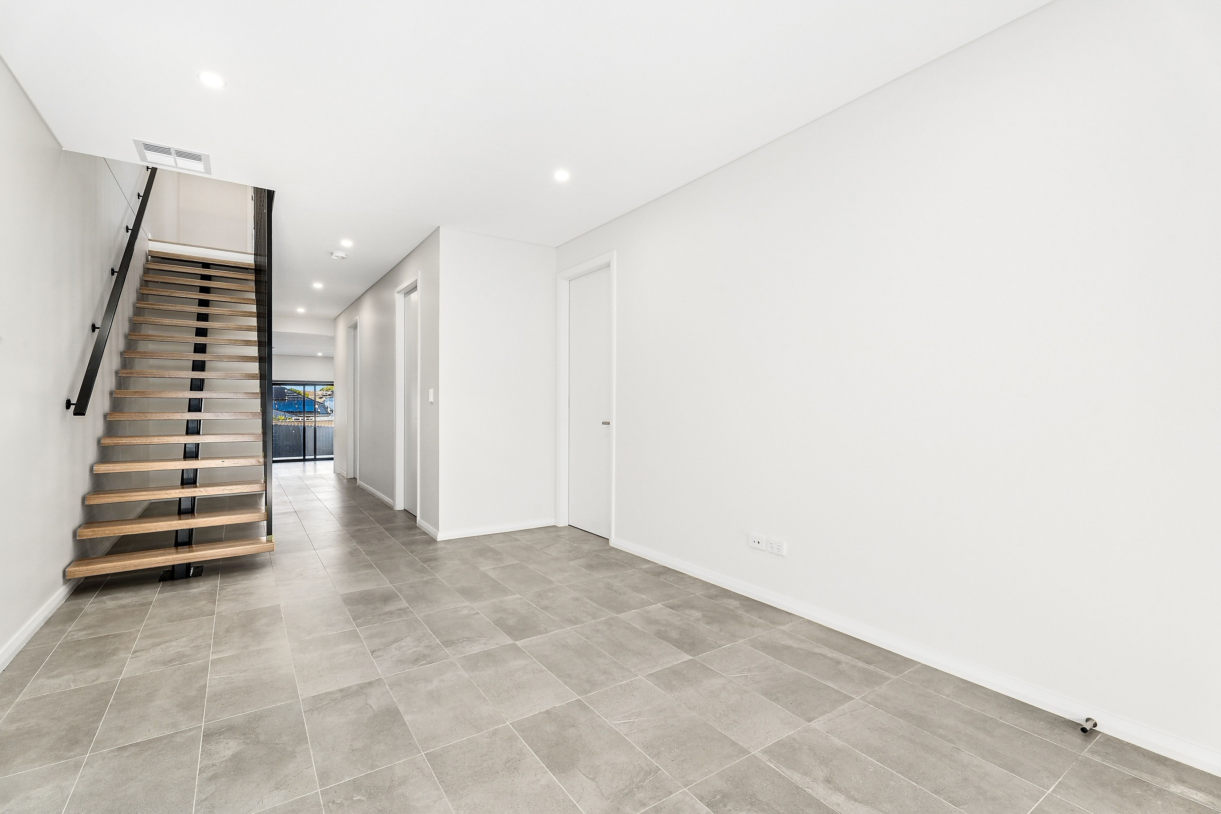 241 Hamilton Road — photo 13 of 13