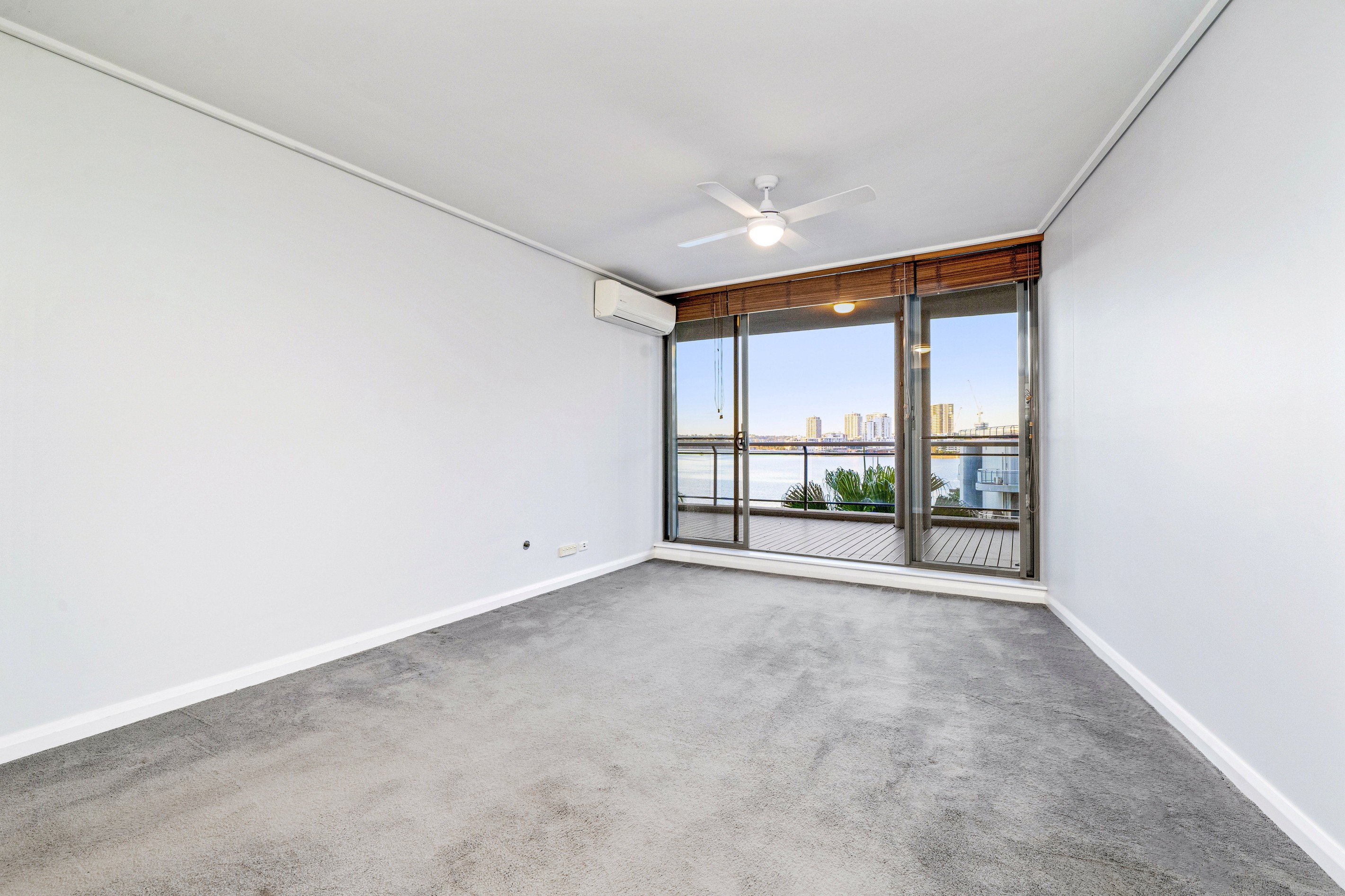 118/27 Bennelong Parkway, Wentworth Point, NSW 2127