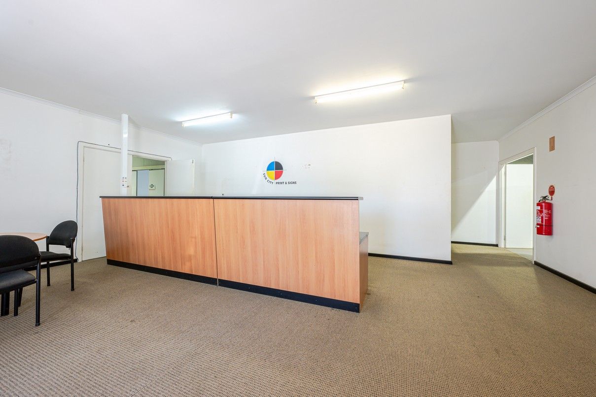4-6/213 Place Road, Wonthella, WA 6530