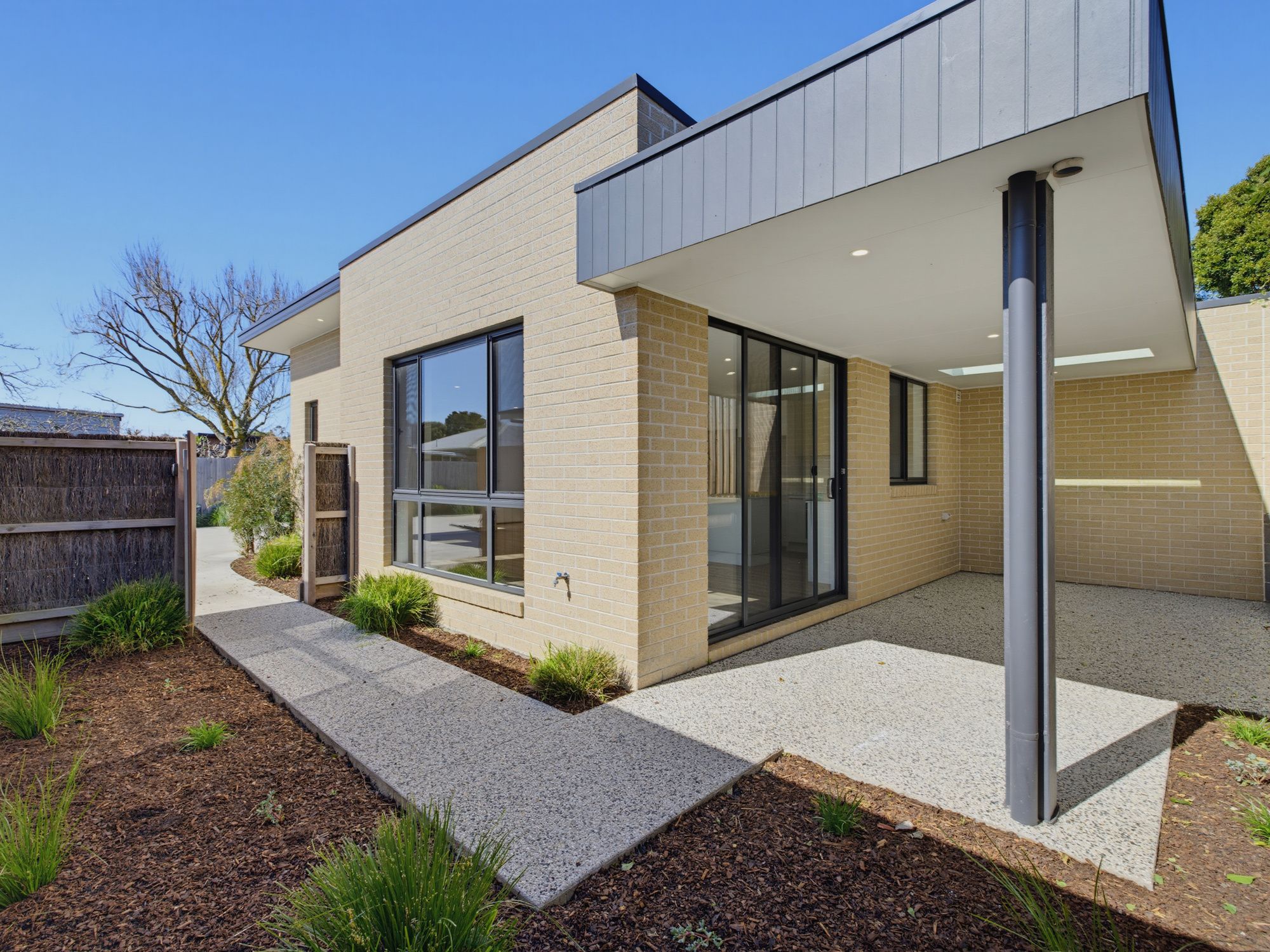 3/7 Campbell Street — photo 13 of 17