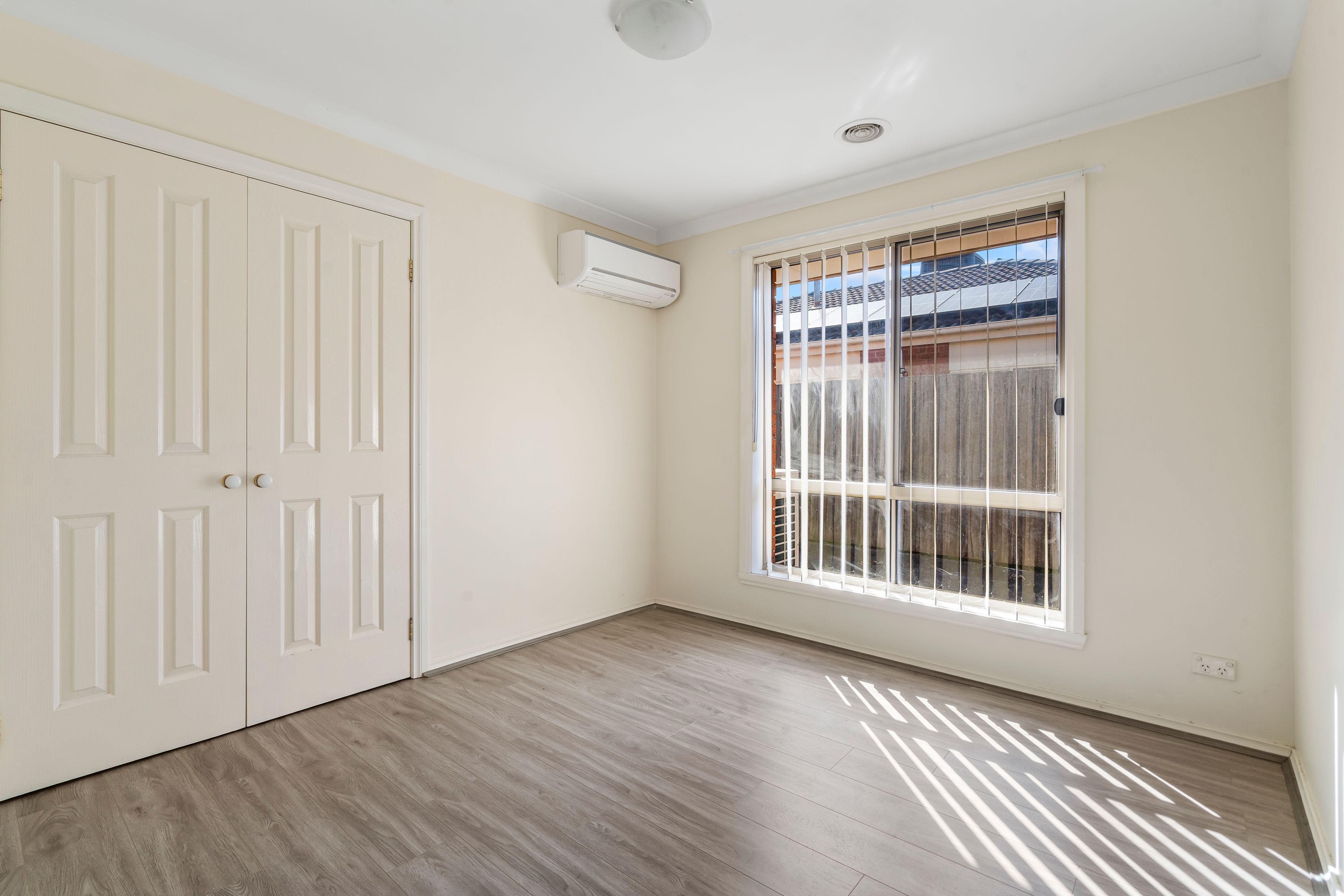 35 Sandover Drive — photo 8 of 11