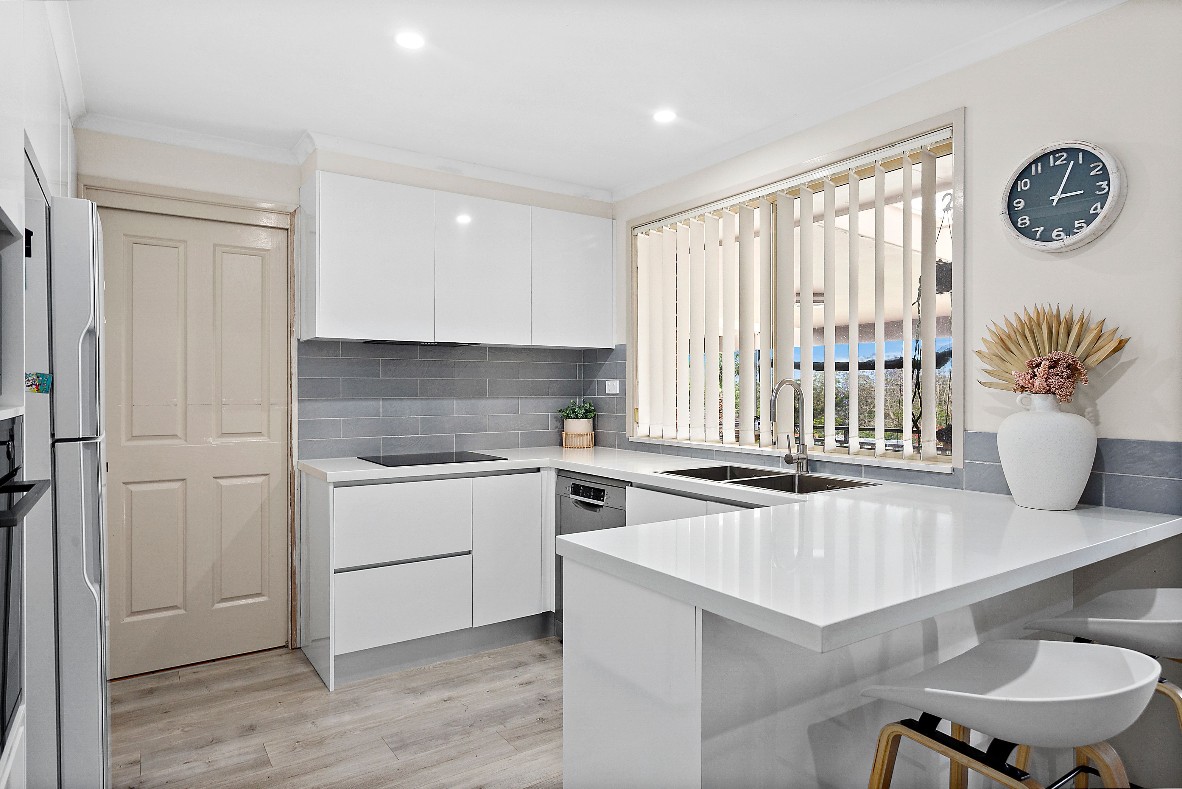 33 Hillside Drive, Albion Park, NSW 2527 Sold House Ray White