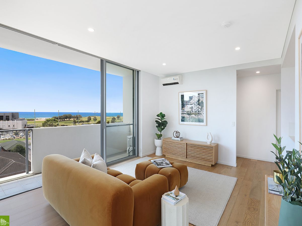 604/6-10 Beatson Street — photo from Ray White Wollongong