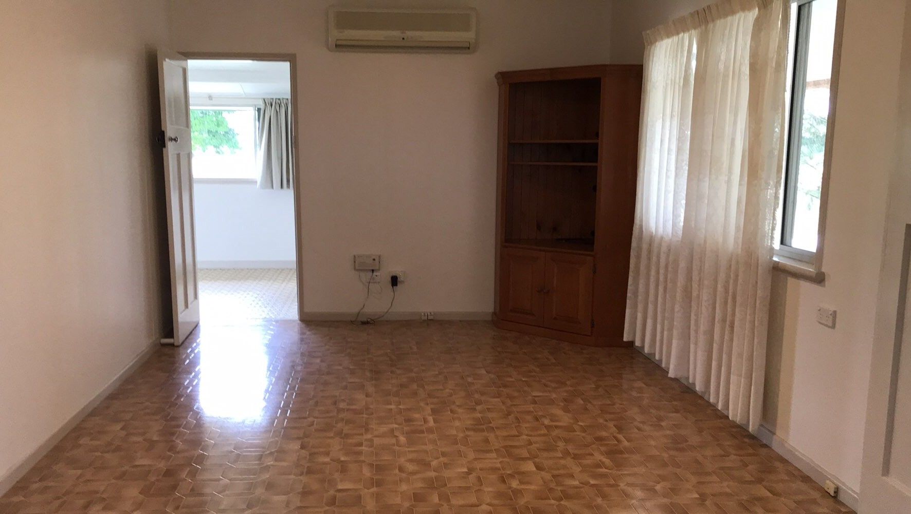 61 Tulesco Road — photo 3 of 4