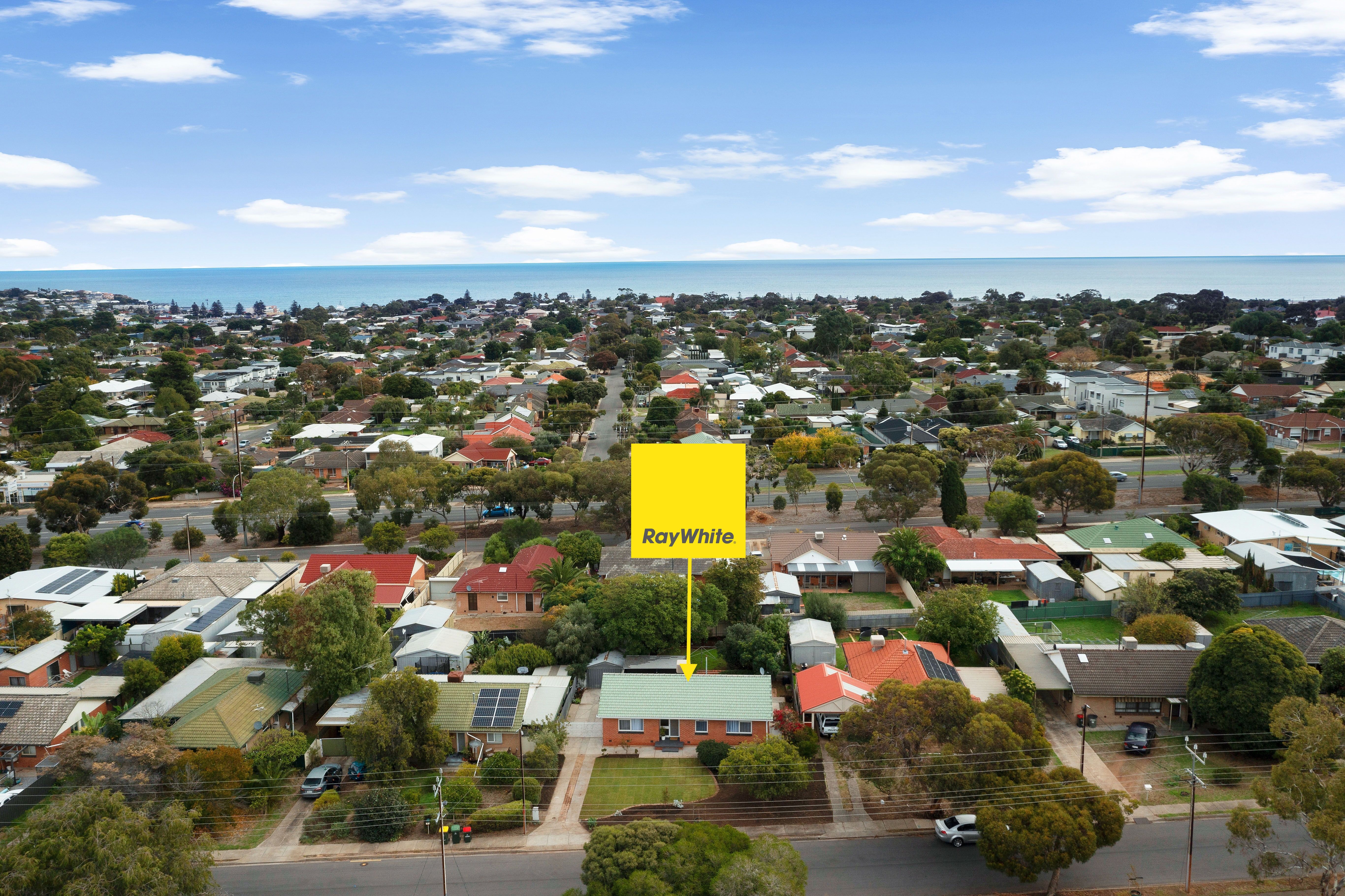 11 Adrian Street, Christie Downs, SA 5164