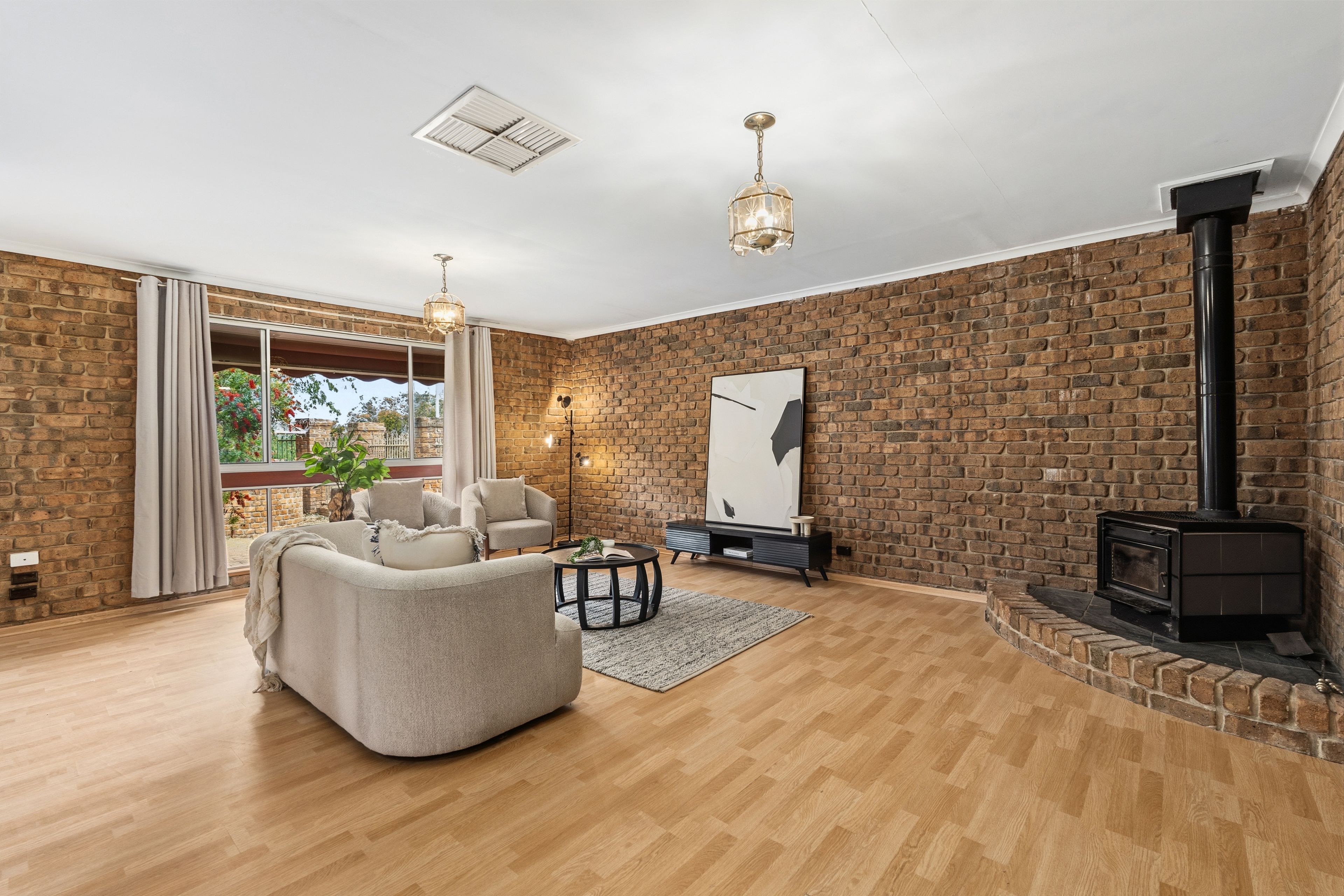 62 Young Street — photo 12 of 24
