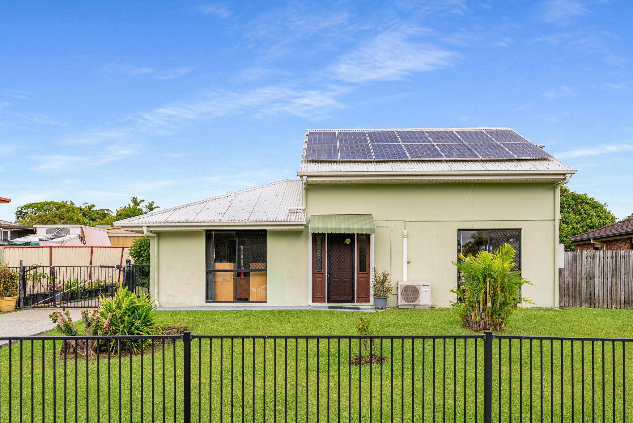 12 Dale Street, Kingston, QLD 4114