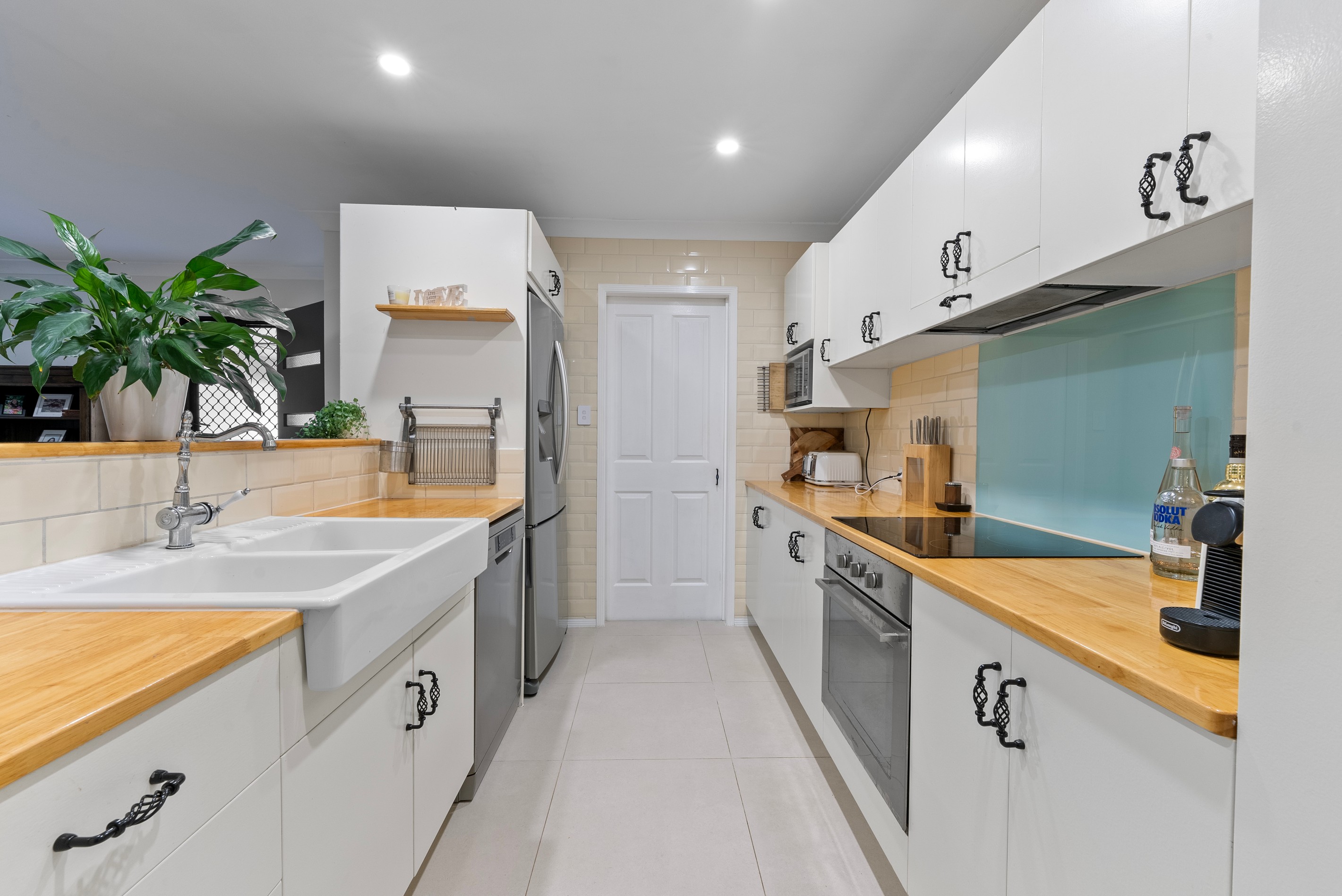 10/136 Pacific Pines Boulevard, Pacific Pines, QLD 4211