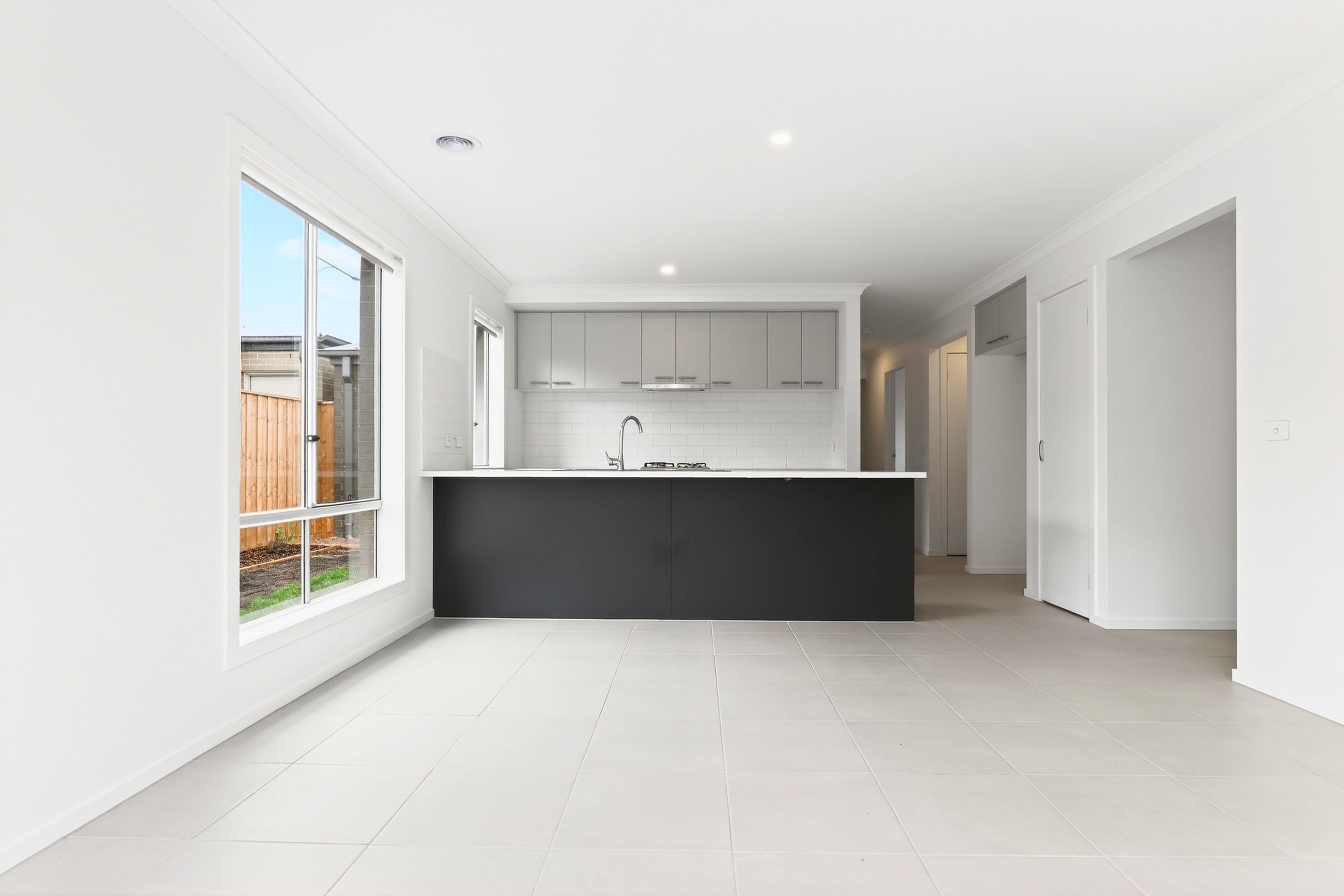 43 Aristides Crescent, THORNHILL PARK, VIC 3335