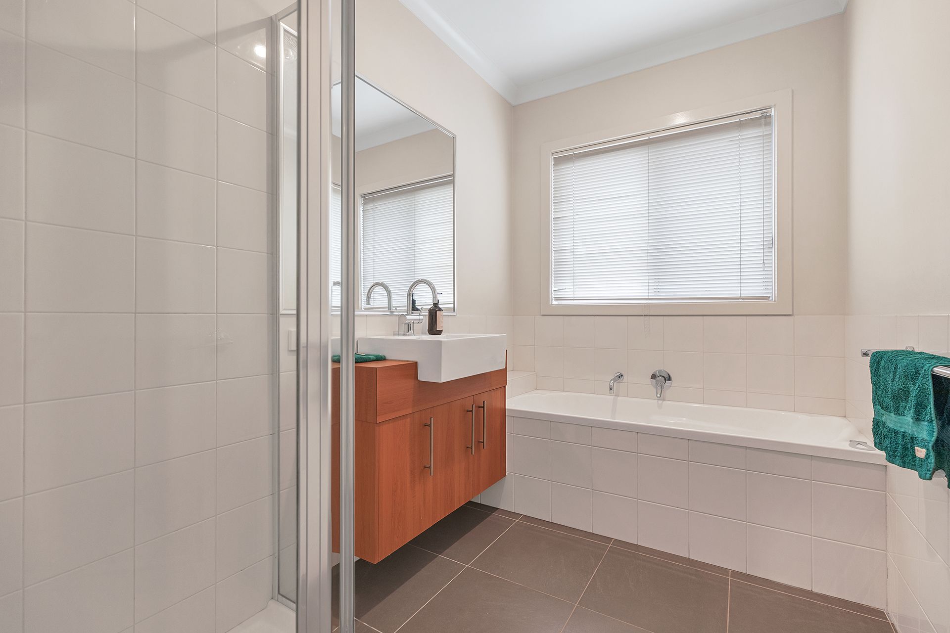 5 Canterbury Place — photo 13 of 24