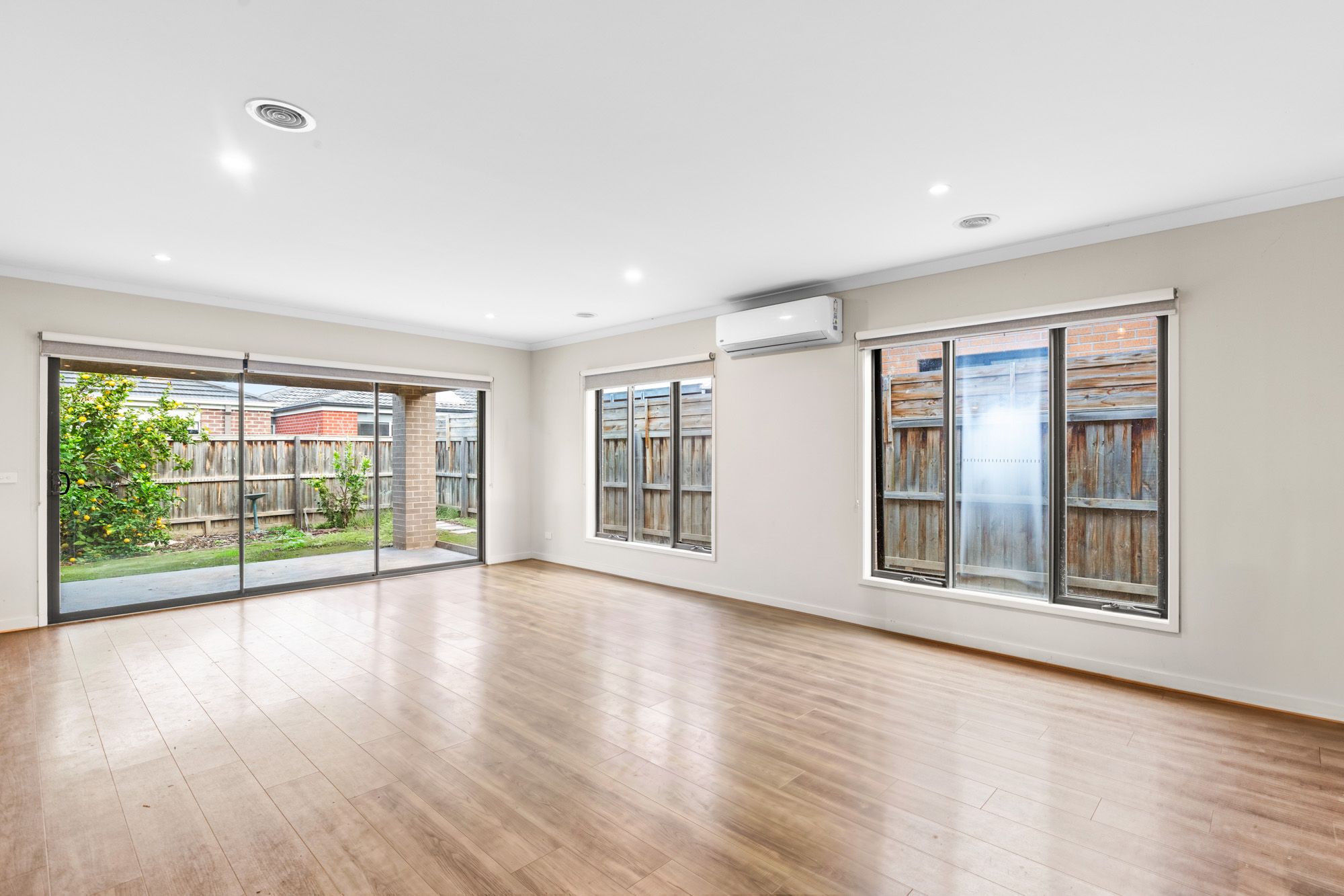 9 Wolomina Crescent — photo 8 of 18