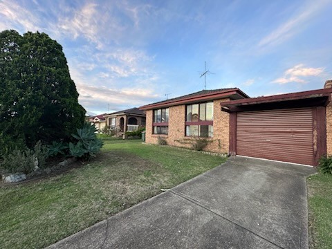 10 Horatio Street, Rosemeadow, NSW 2560