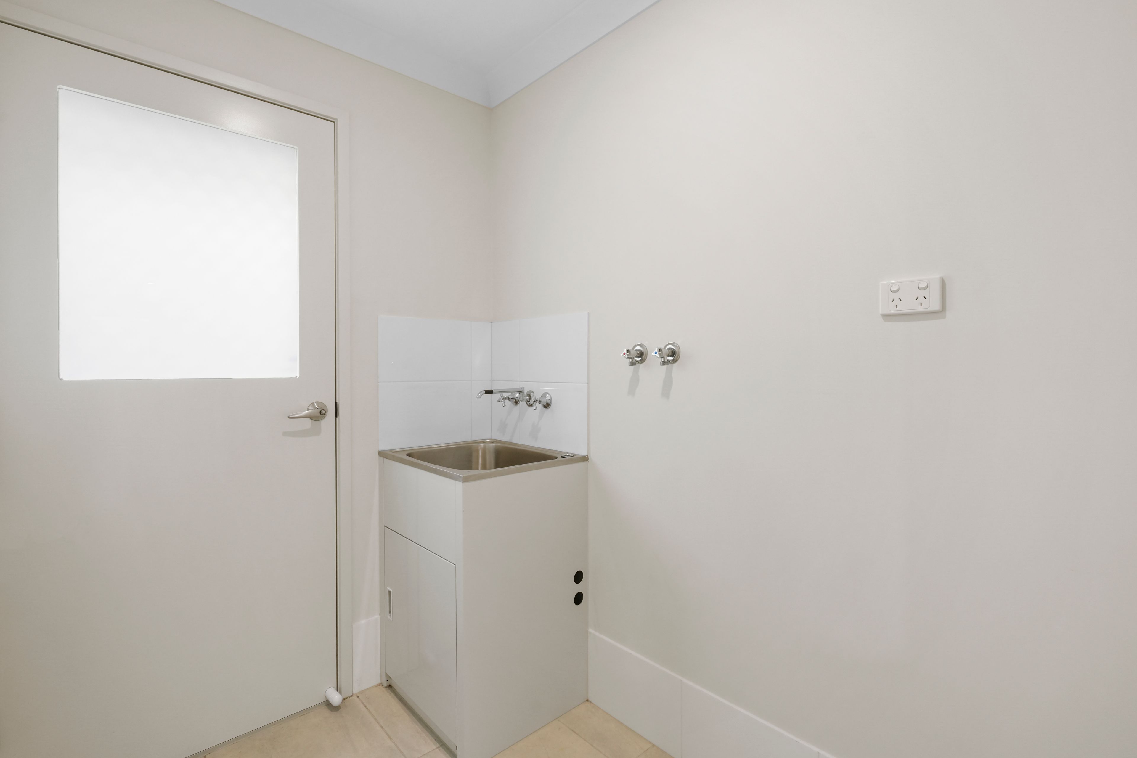 4 Delaway Street — photo 11 of 18