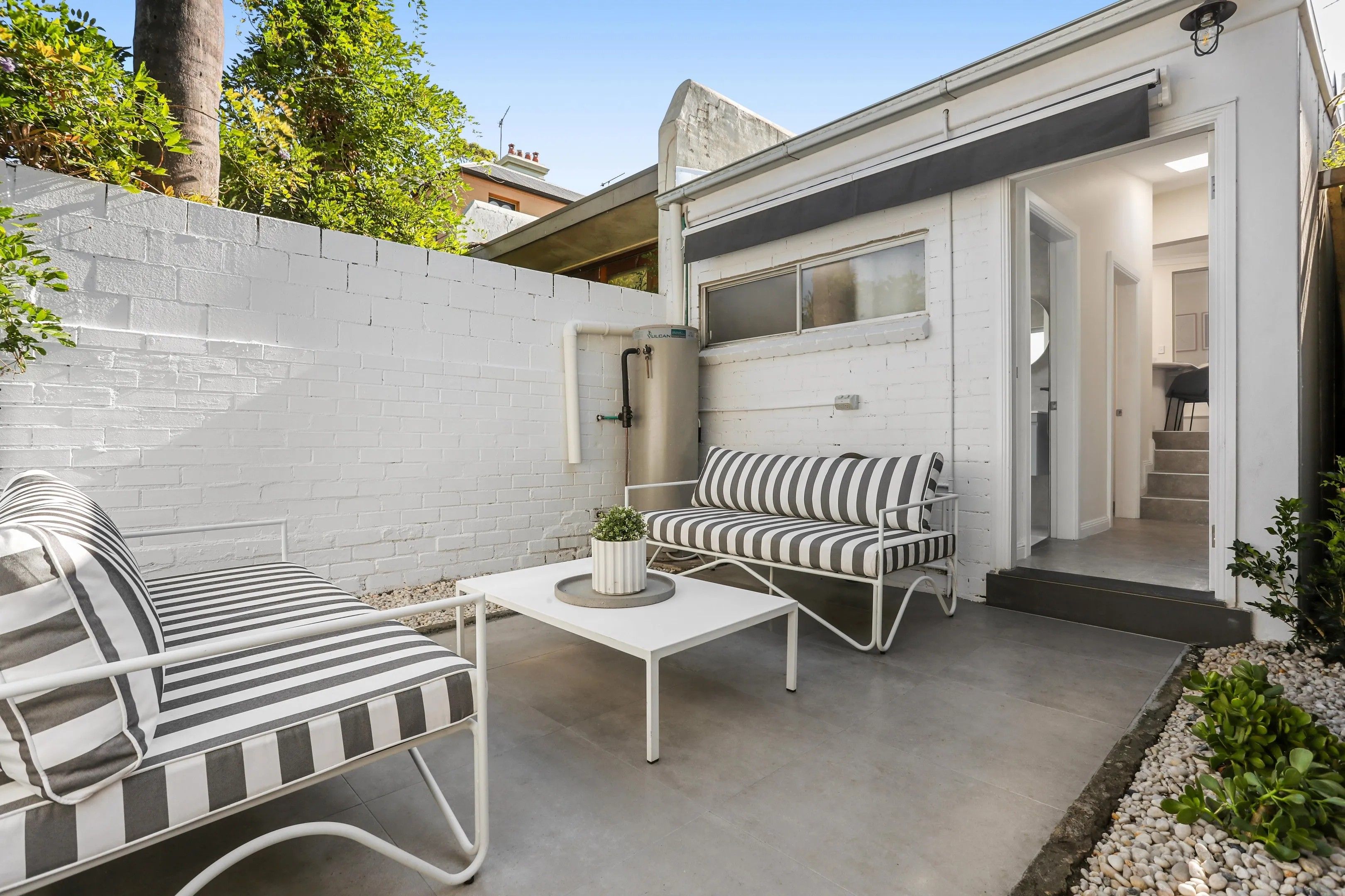 11 Walker Street — photo 7 of 11
