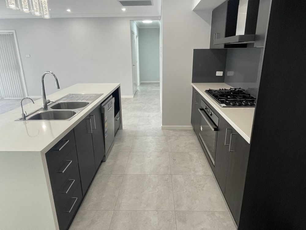 11 Mclaurin Avenue, Oran Park, NSW 2570