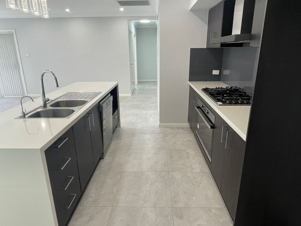 11 Mclaurin Avenue, Oran Park, NSW 2570