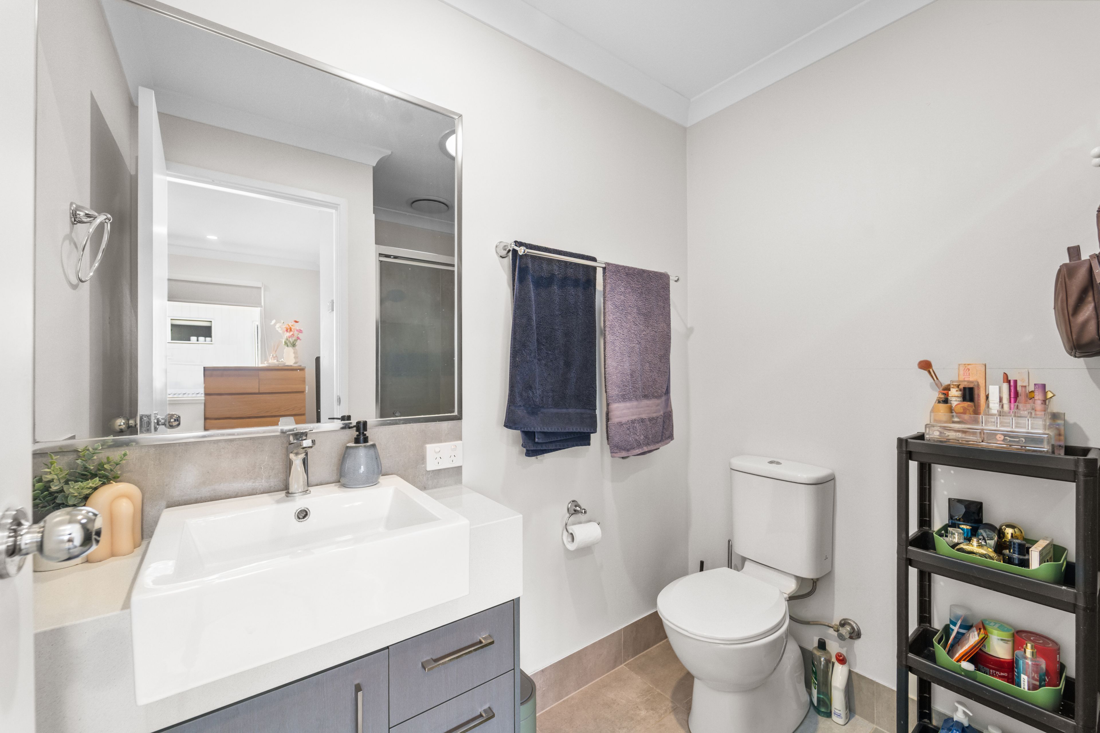 6 Robbins Lane — photo 9 of 16