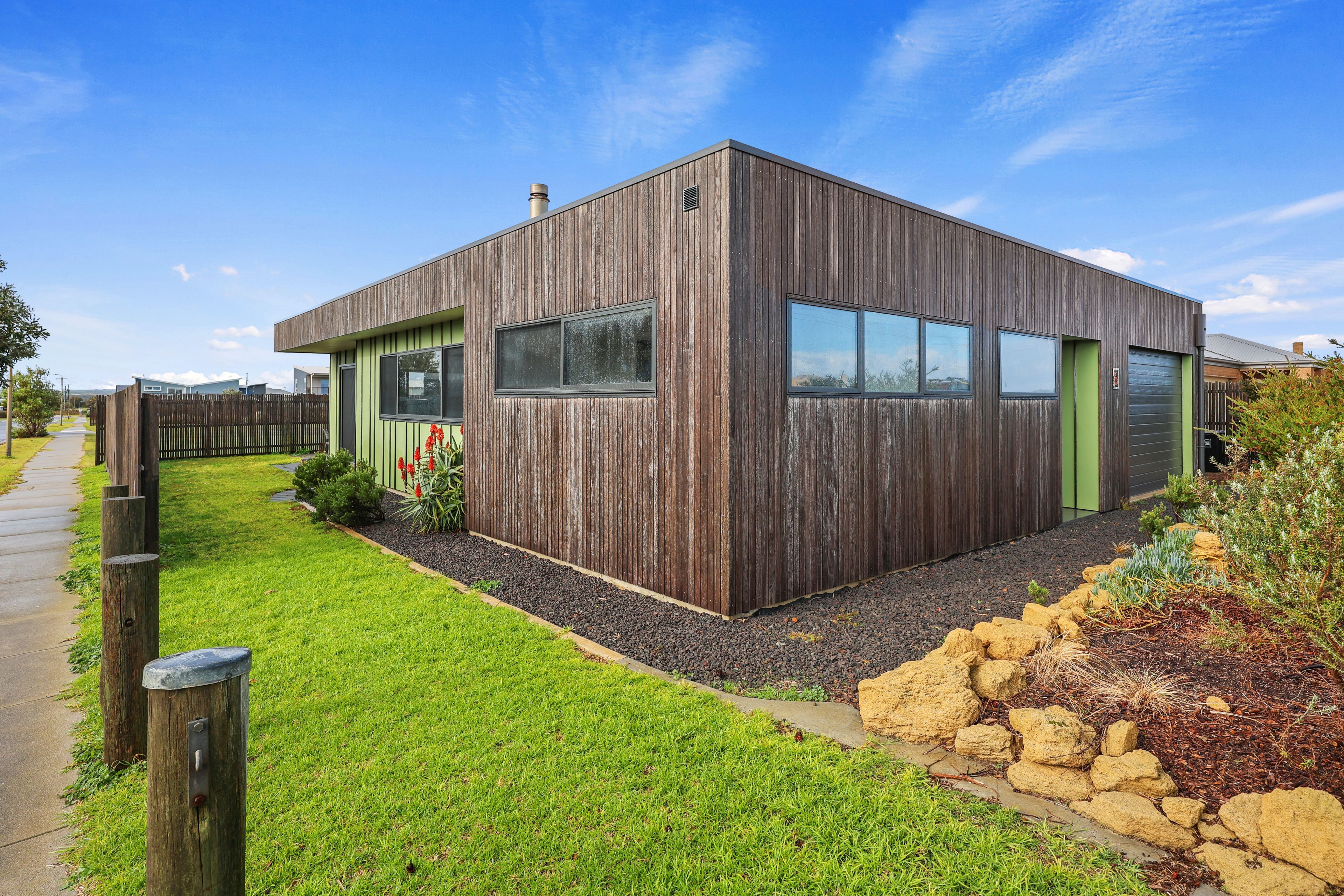 6 Macgillivray Road, Peterborough, VIC 3270