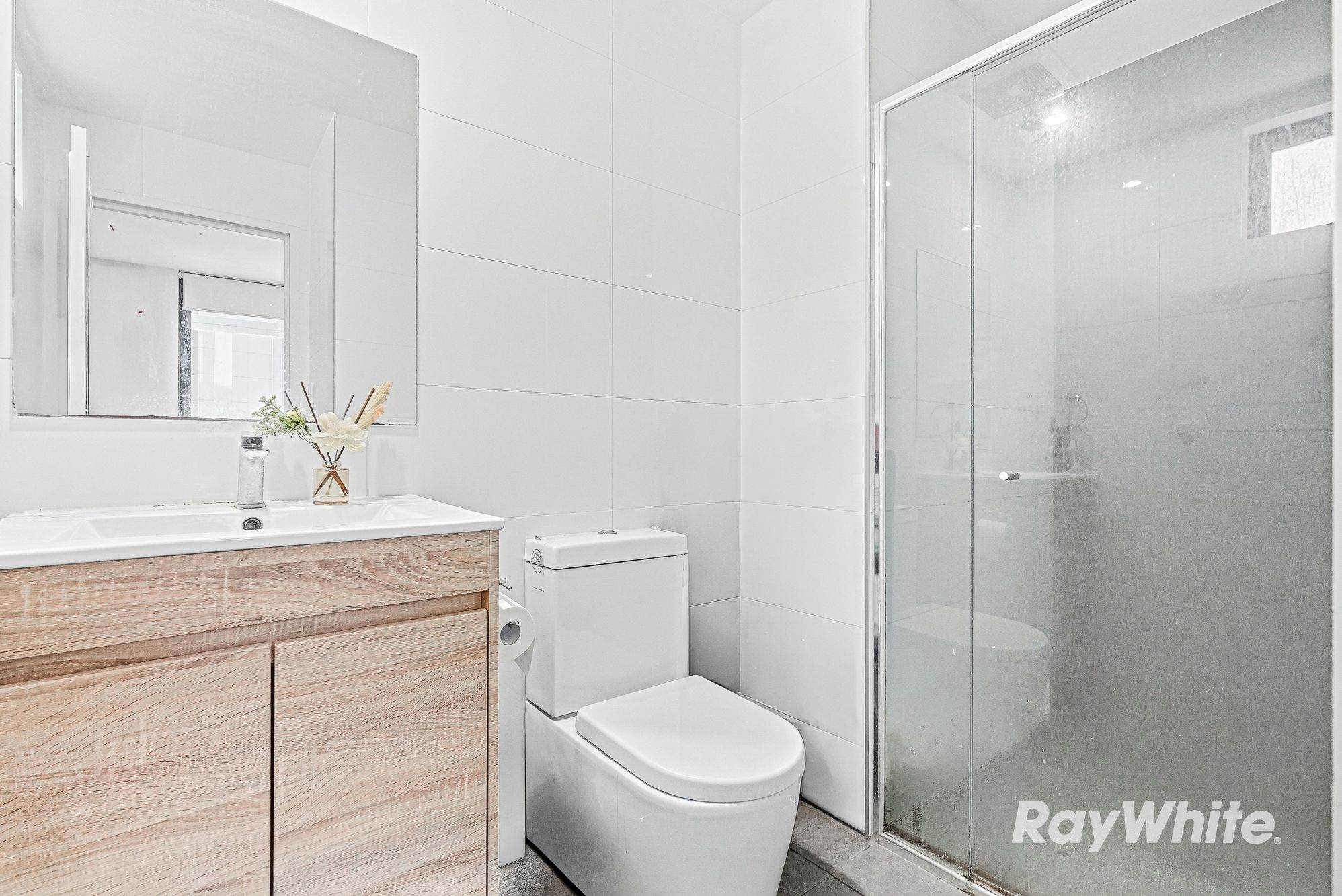 402/11 Hassall Street — photo 9 of 23