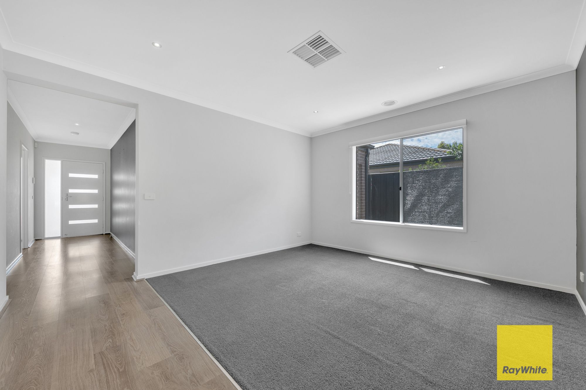 27 Hollywood Avenue, Point Cook, VIC 3030