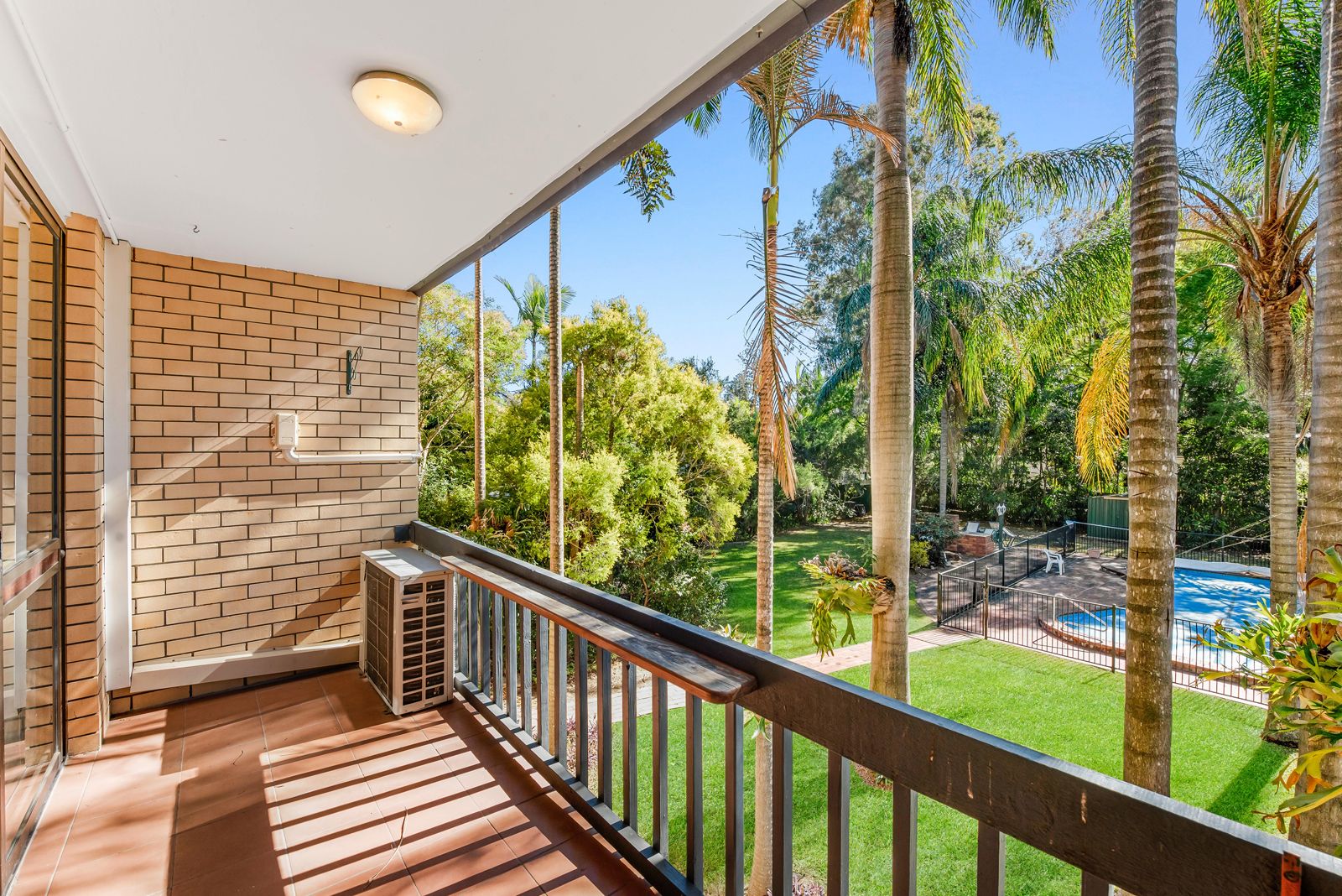 60 Lambert Road, Indooroopilly QLD 4068