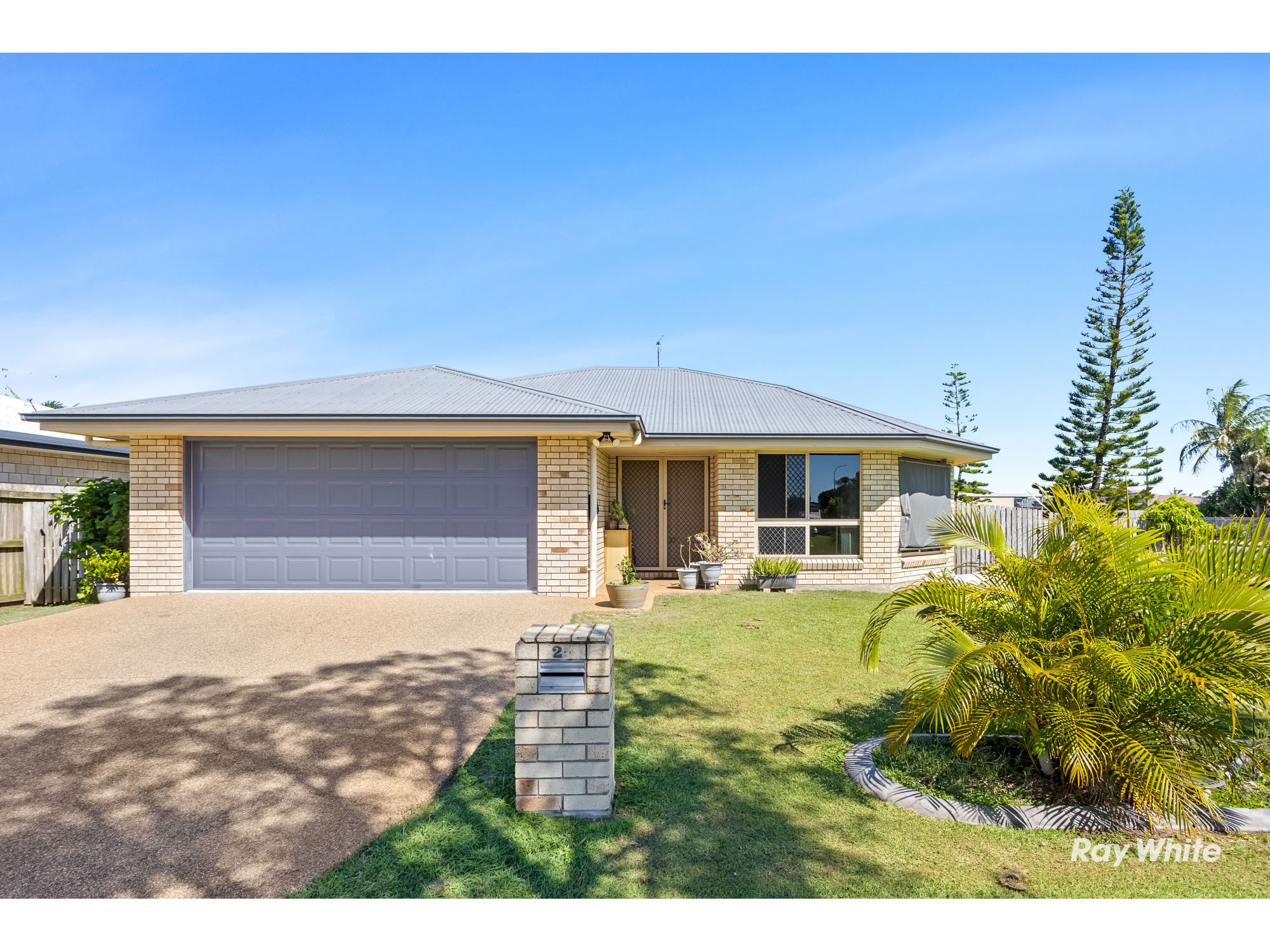 2 Tuckeroo Place, Mulambin, QLD 4703