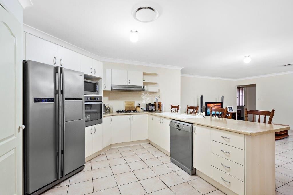 10 Warrego Street, Albion Park, NSW 2527