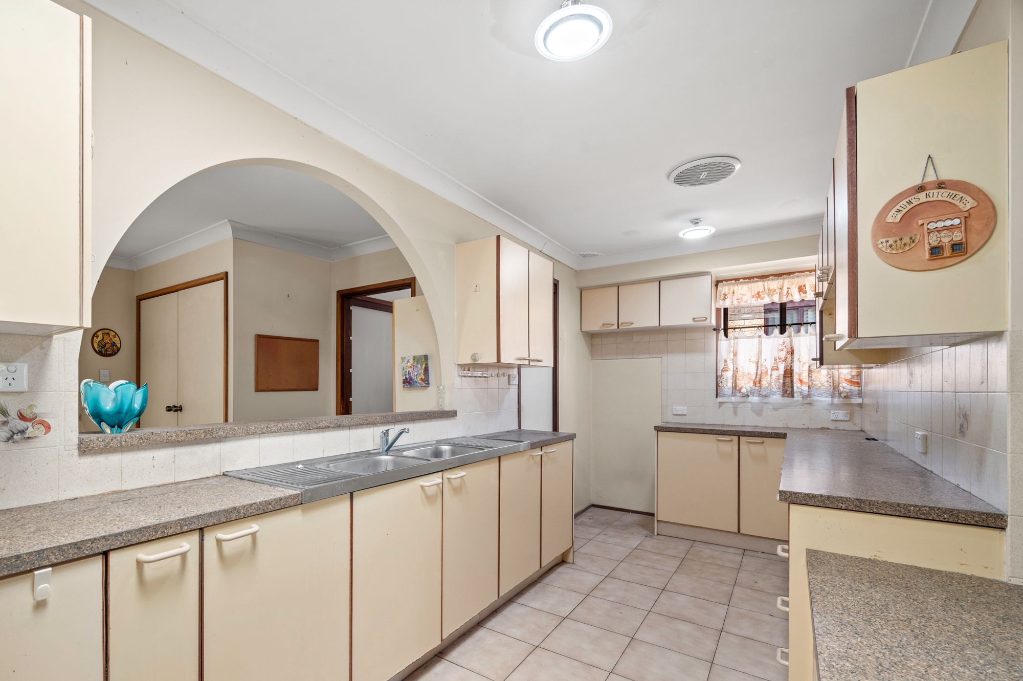 108 Helicia Road, Macquarie Fields, NSW 2564