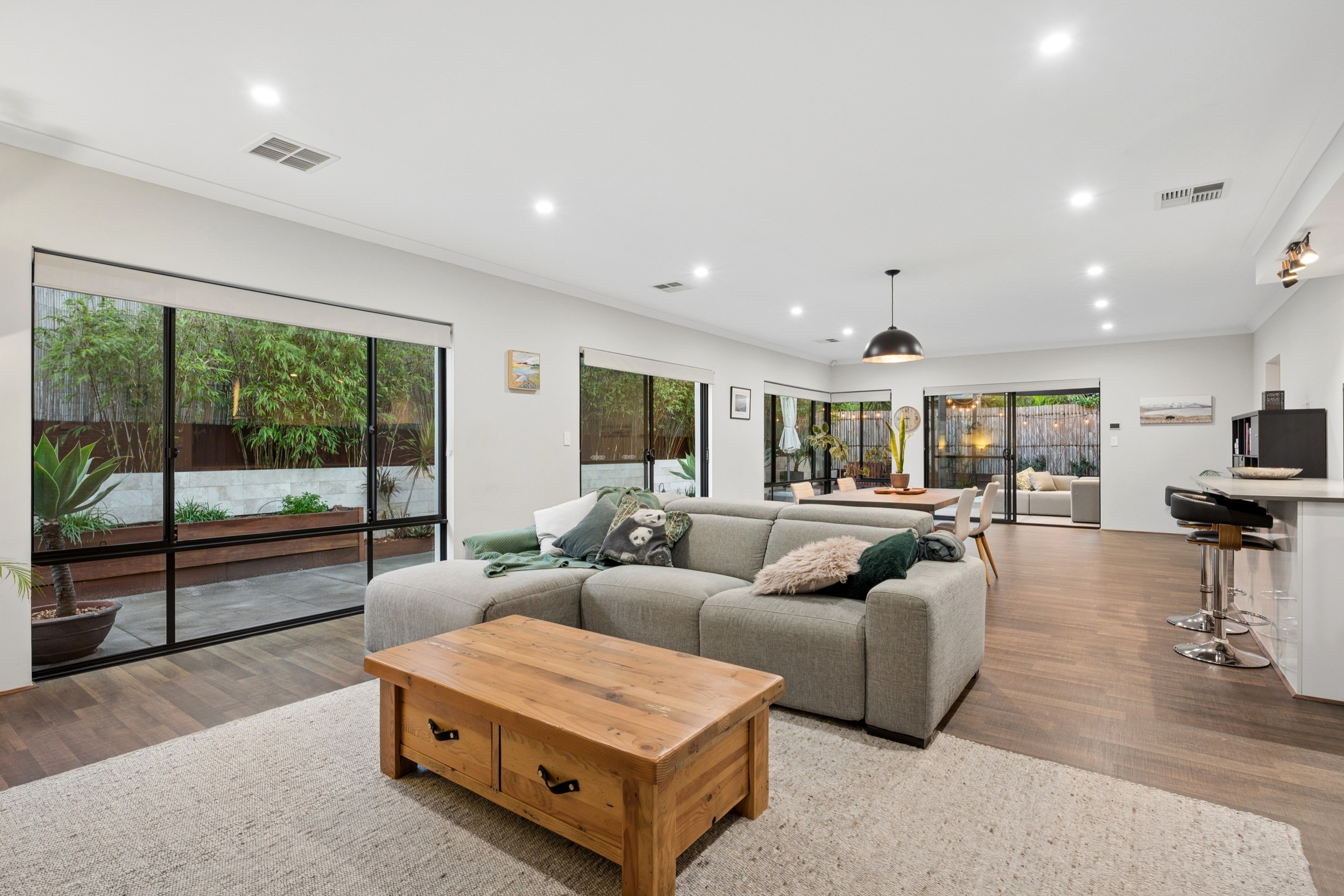 5A Gladstone Street, St James, WA 6102