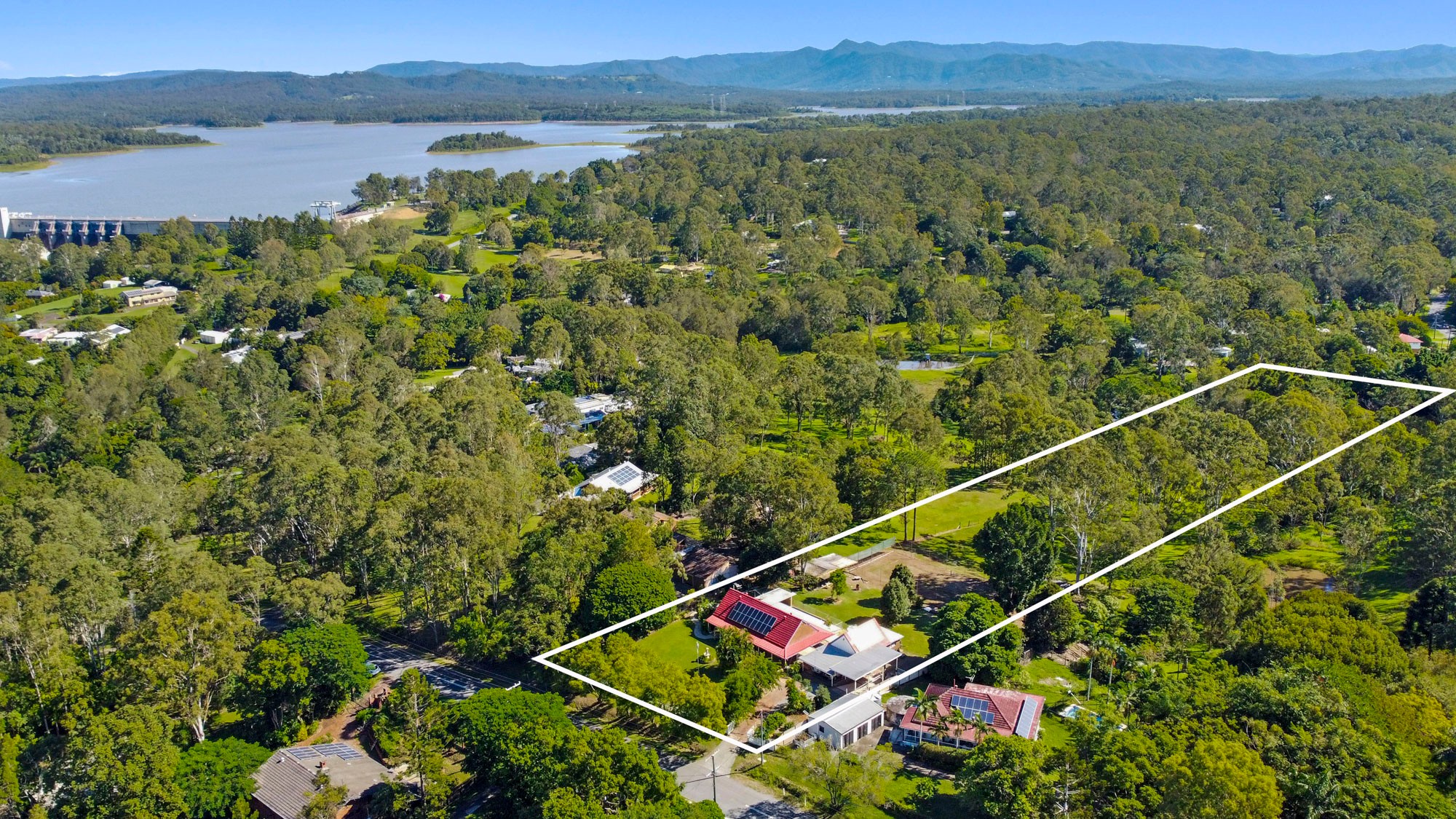 8 Vores Road, Whiteside, QLD 4503